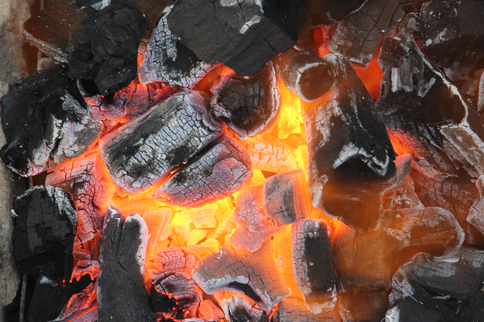 Canon EOS 550D (EOS Rebel T2i / EOS Kiss X4) sample photo. Fire photography