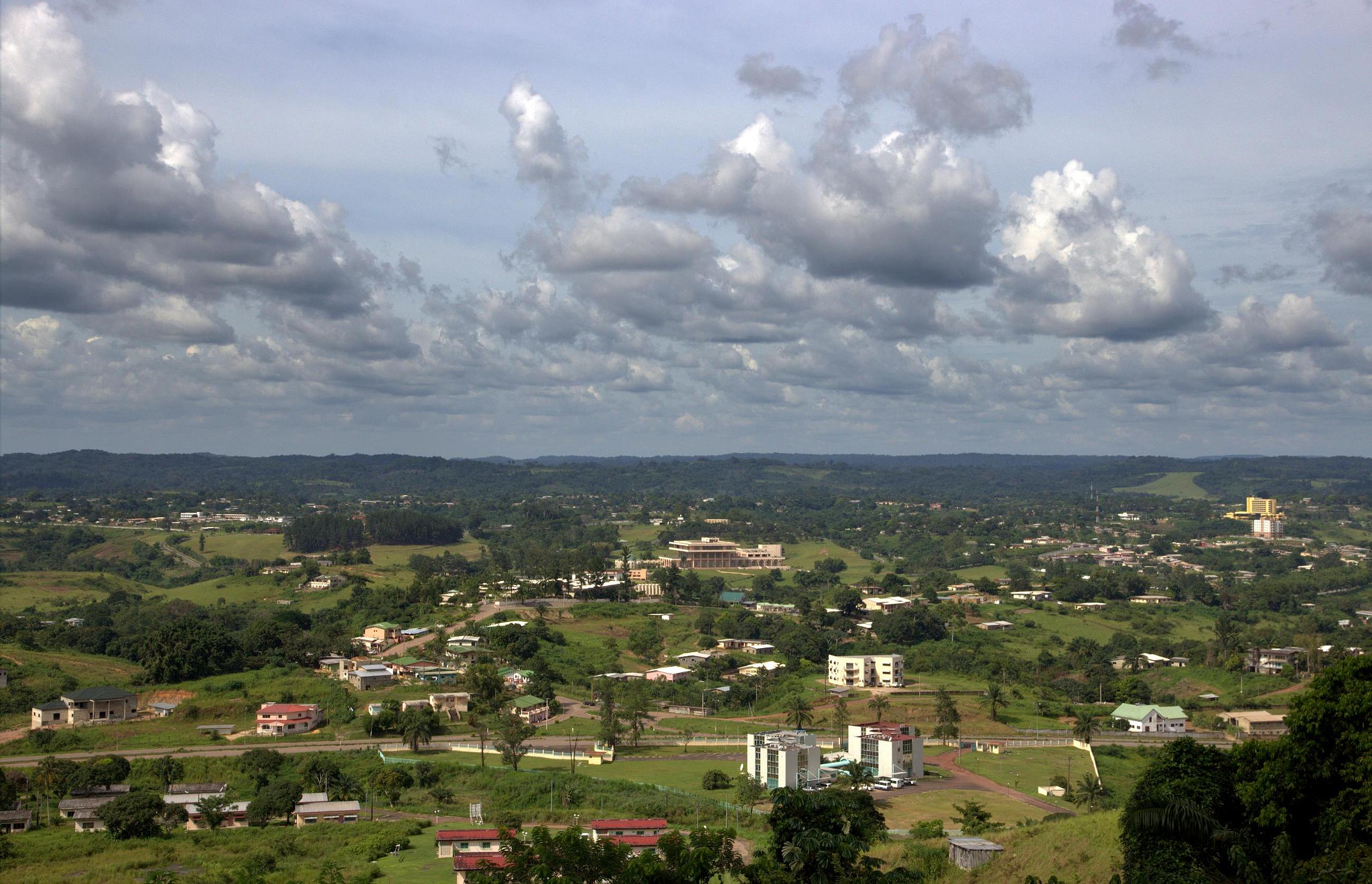 Canon EF 22-55mm f/4-5.6 USM sample photo. Franceville city photography
