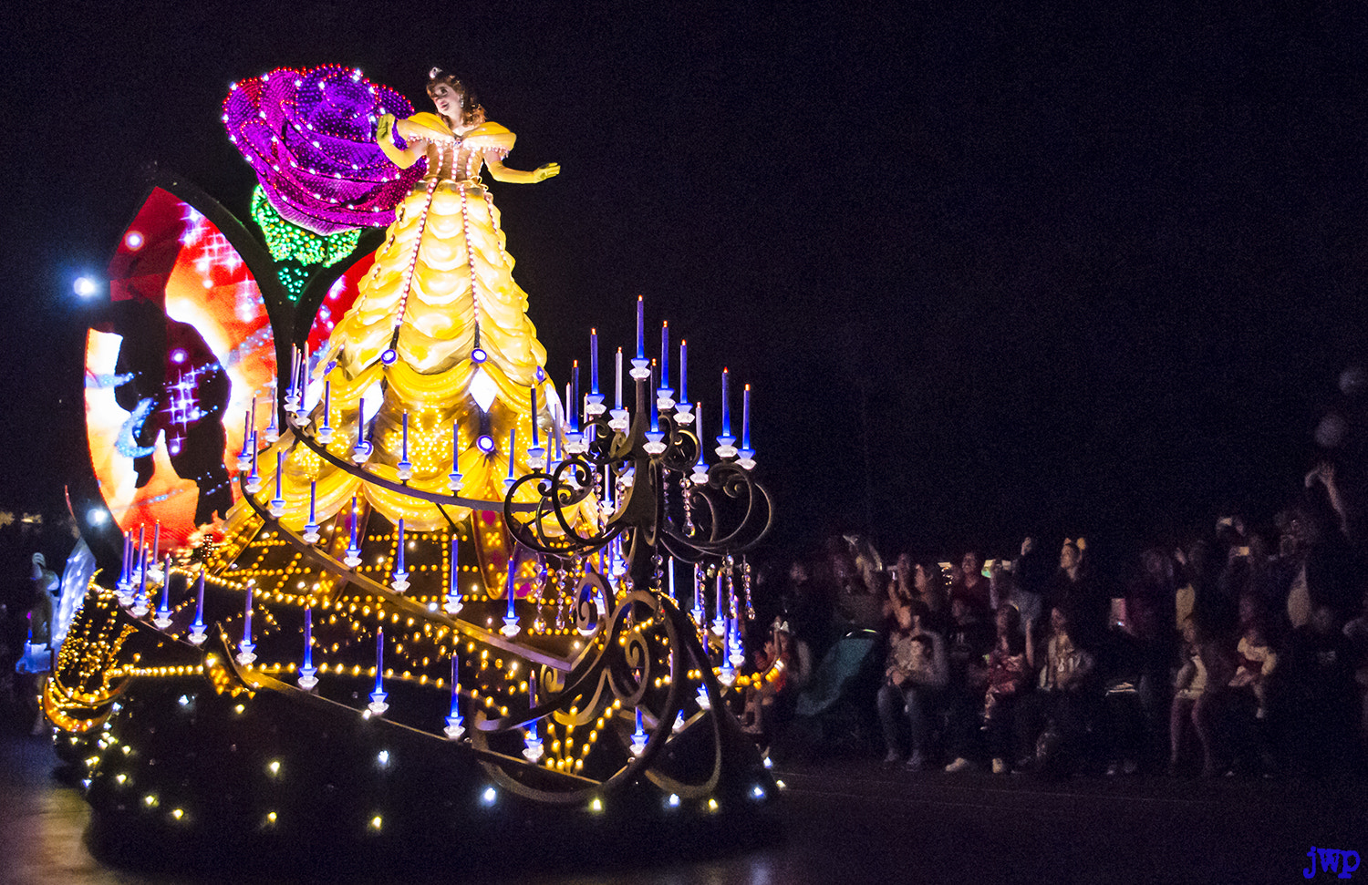 Pentax smc DA 18-55mm F3.5-5.6 AL sample photo. Paint the night - disneyland -2016 photography