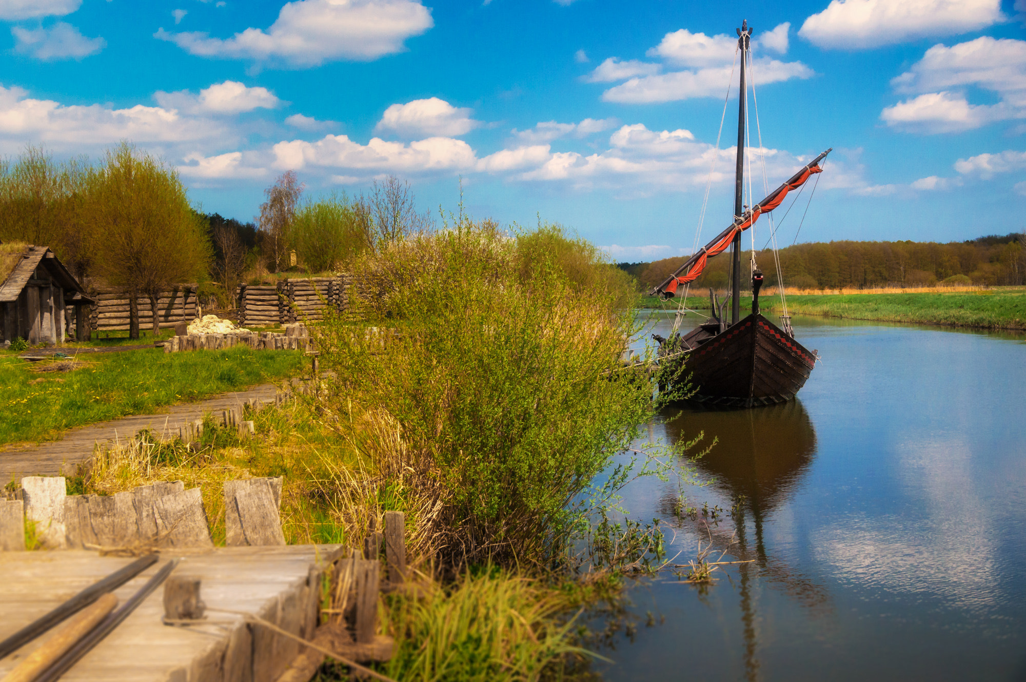 Sony SLT-A57 + Tamron AF 28-105mm F4-5.6 [IF] sample photo. The viking ship photography
