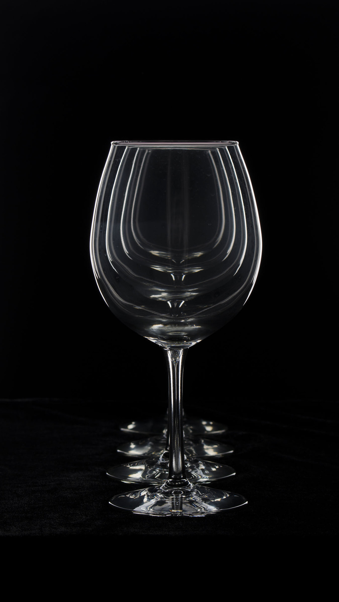 AF Zoom-Nikkor 28-70mm f/3.5-4.5 sample photo. Glassware gang. photography