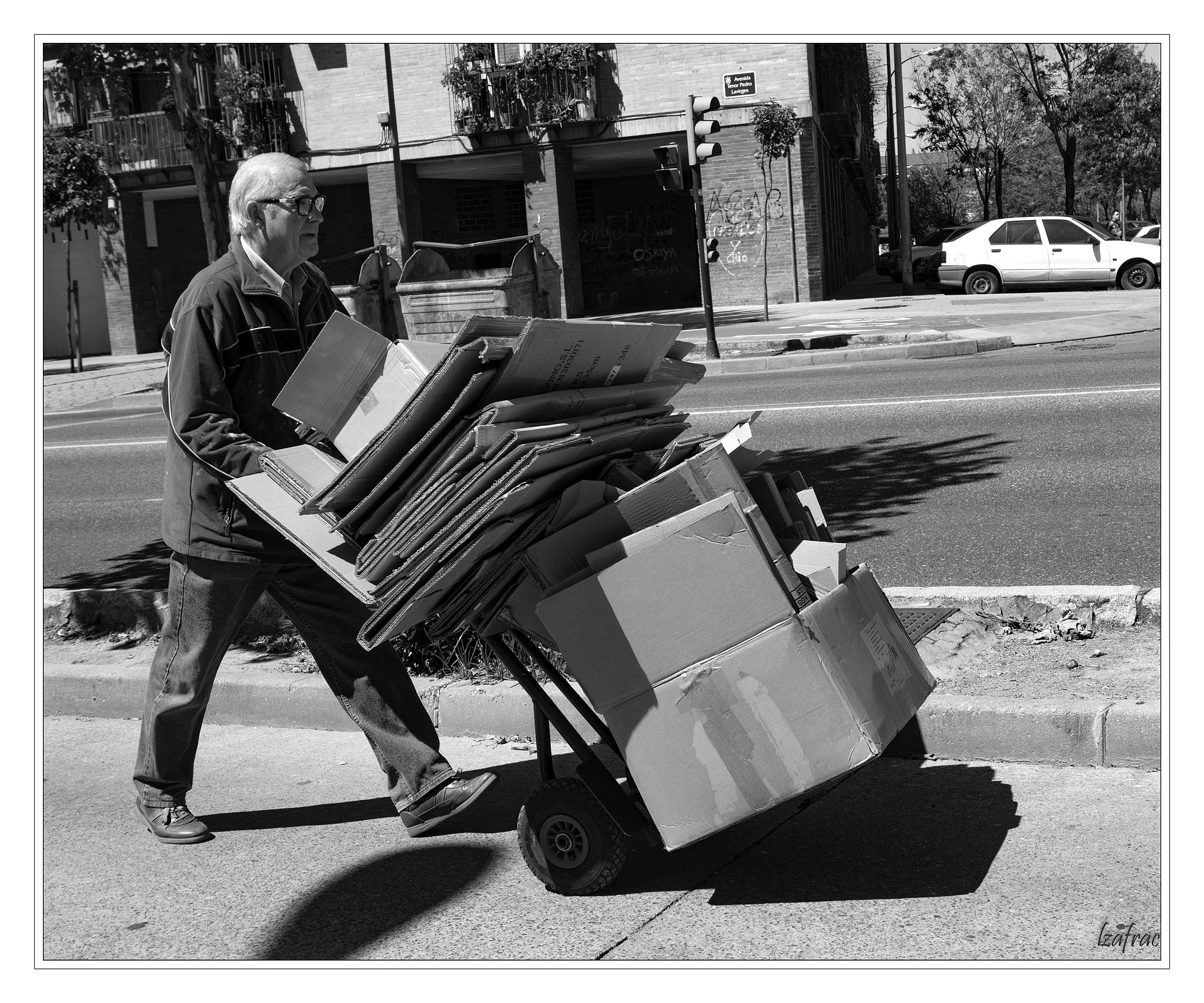 Olympus OM-D E-M1 + Panasonic Leica DG Summilux 25mm F1.4 II ASPH sample photo. Cajas photography