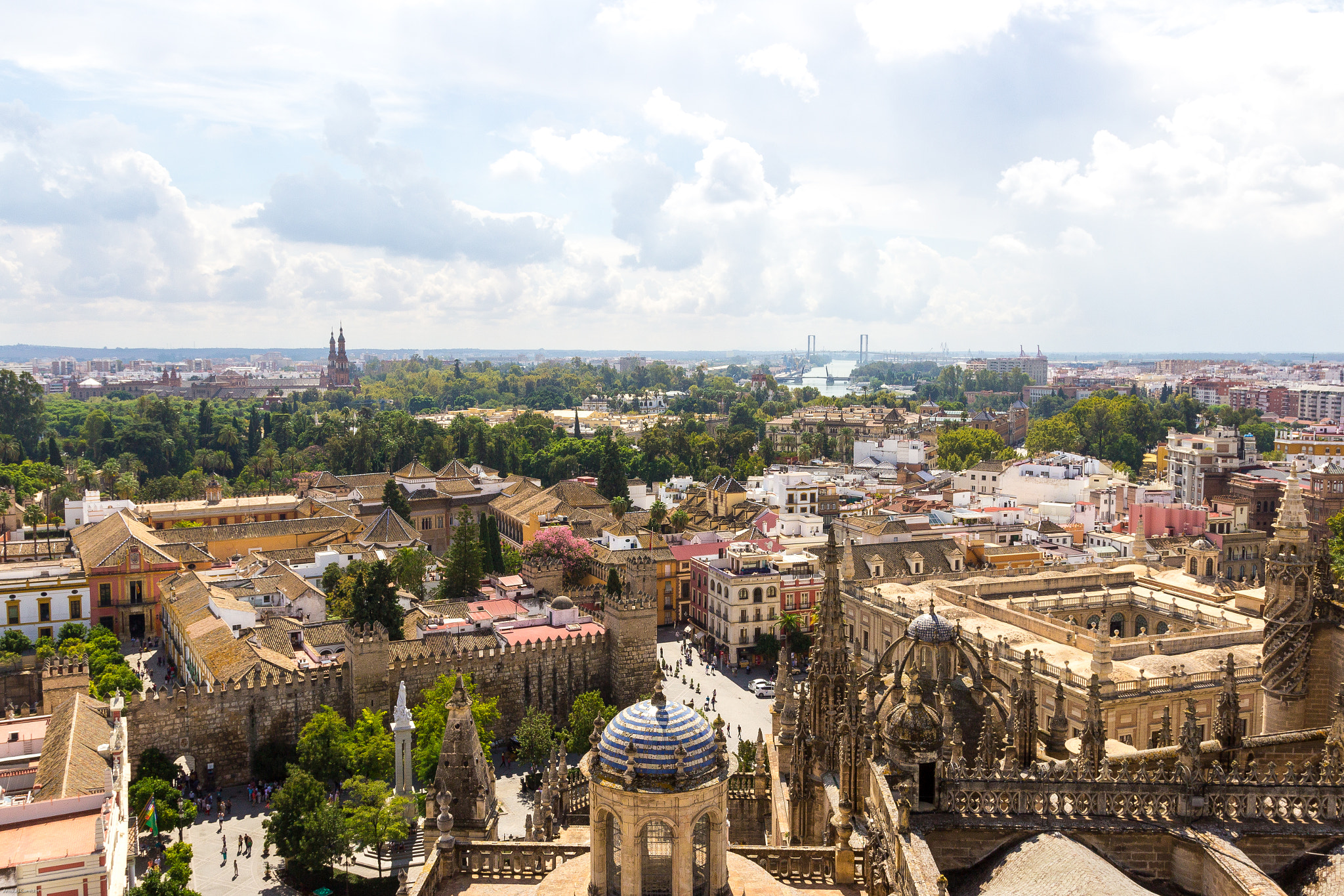 Sigma 18-35mm f/1.8 DC HSM sample photo. Sevilla photography