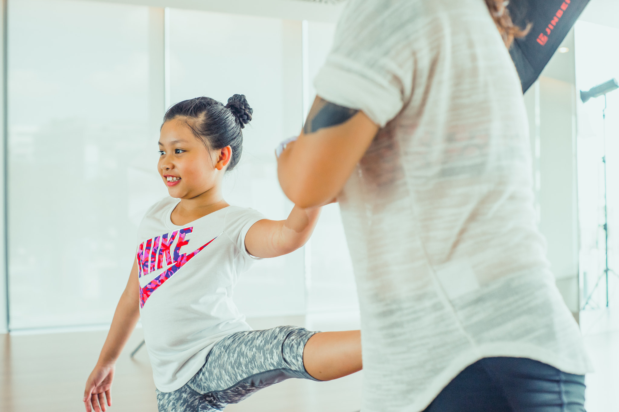 Minolta AF 50mm F1.7 sample photo. A young yoga trainee photography