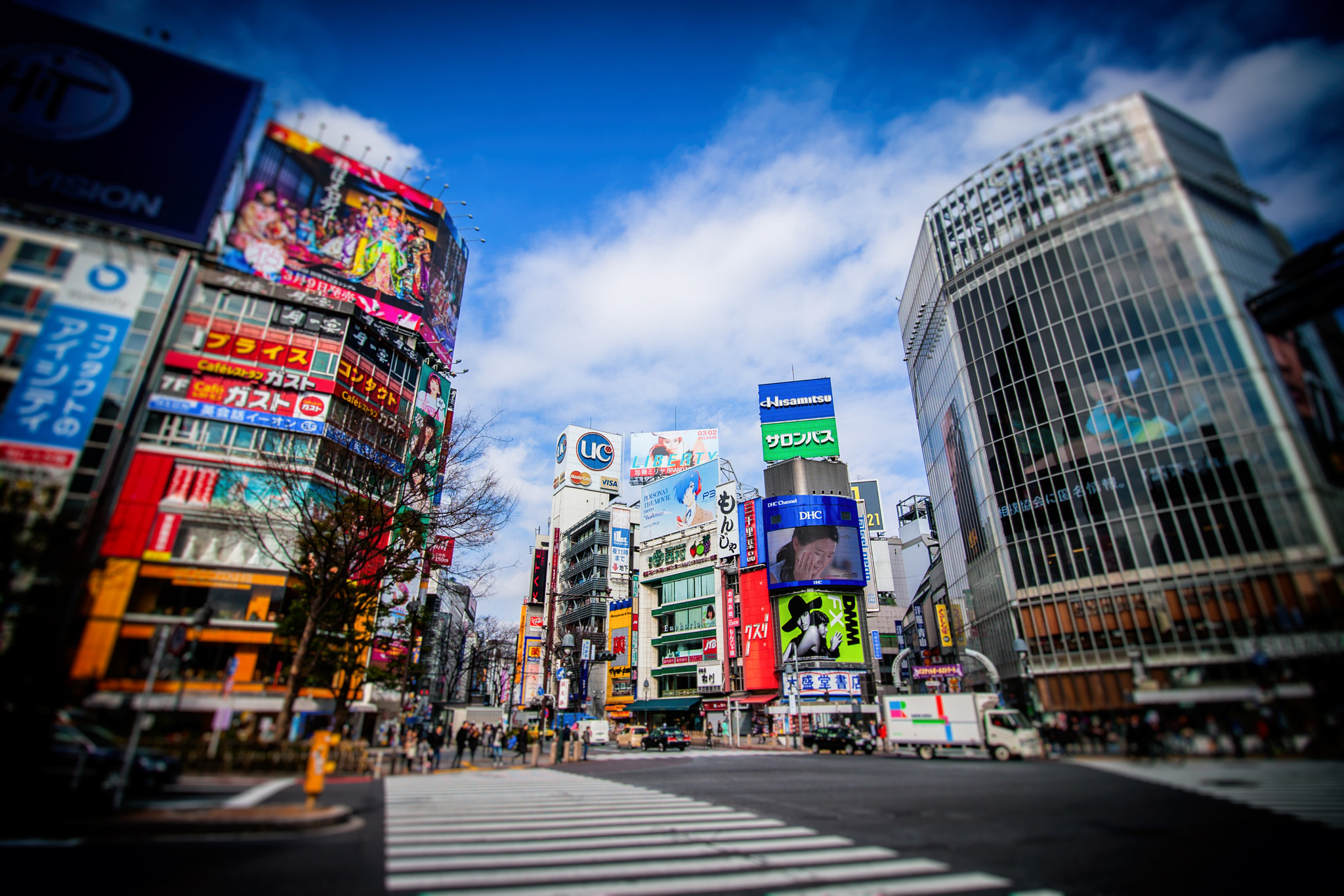 Canon EF-S 10-18mm F4.5–5.6 IS STM sample photo. Missing shibuya photography