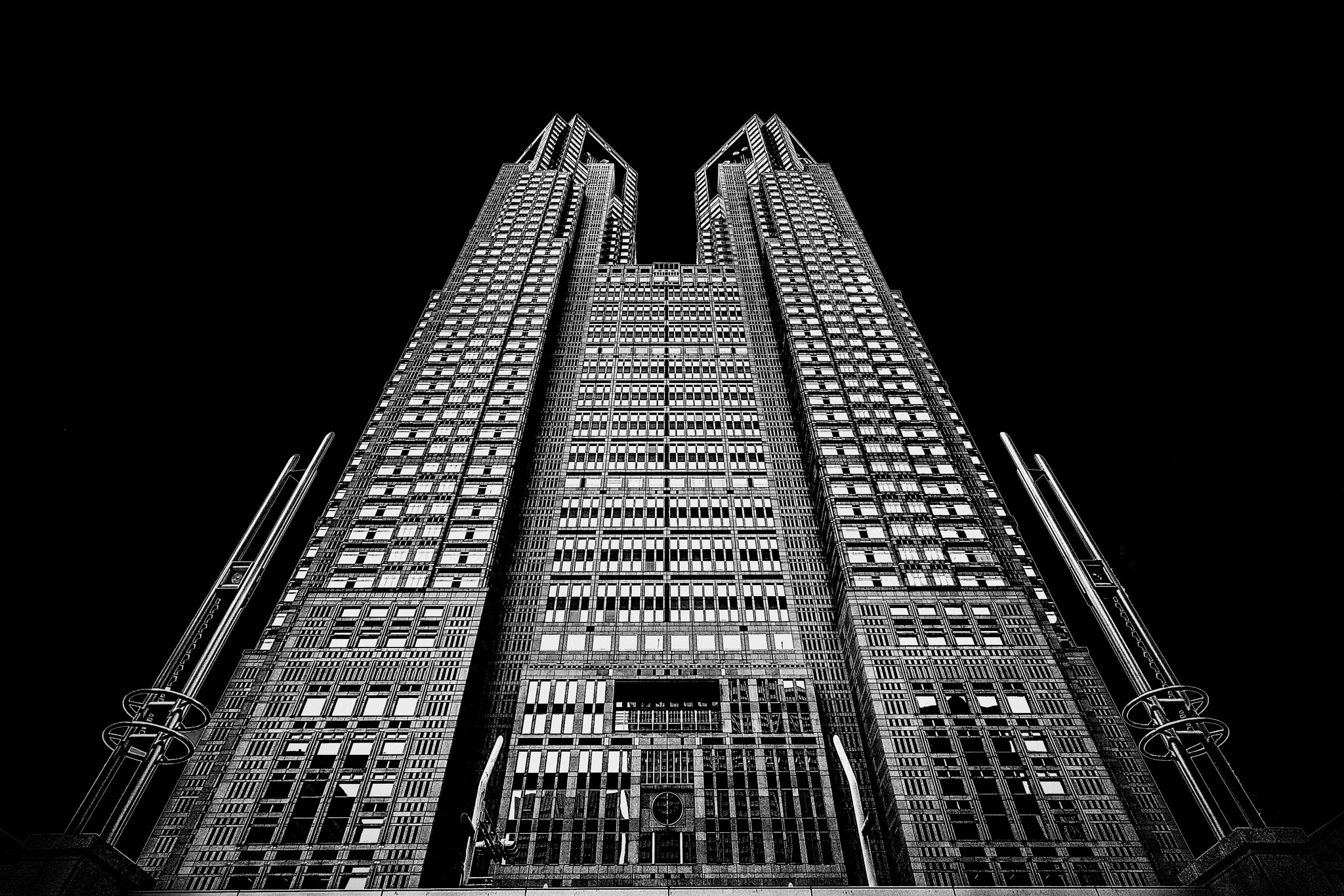 Canon EOS 40D + Canon EF-S 10-18mm F4.5–5.6 IS STM sample photo. Tokyo metropolitan government building - 東京都庁 photography