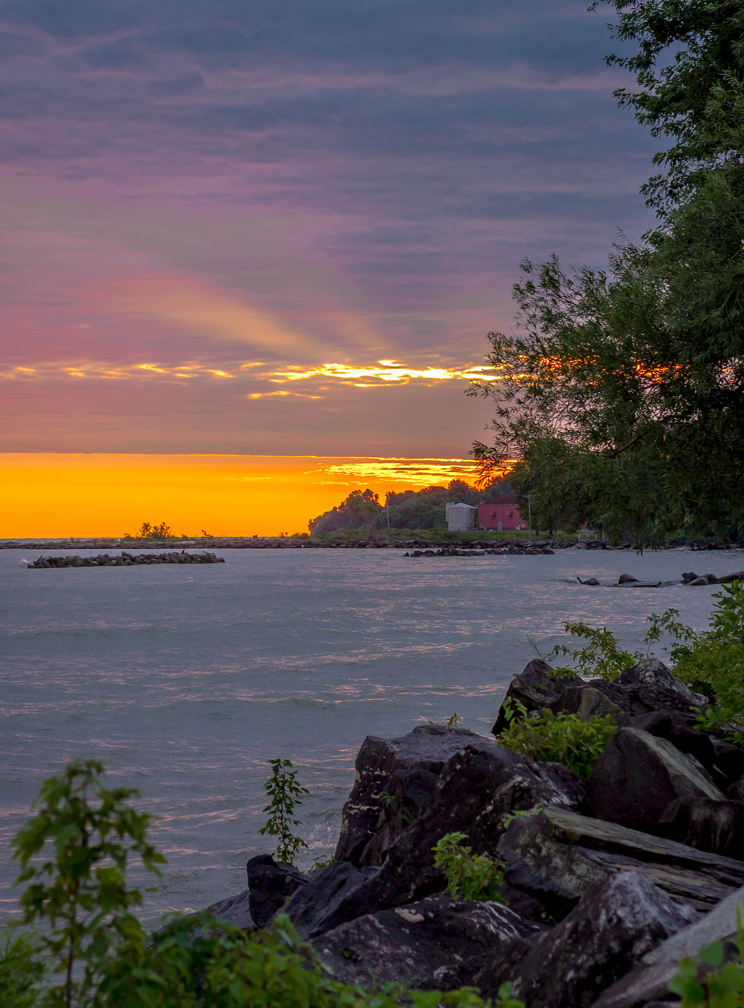 Sony SLT-A55 (SLT-A55V) + Sony 50mm F1.4 sample photo. Lake erie sunrise photography