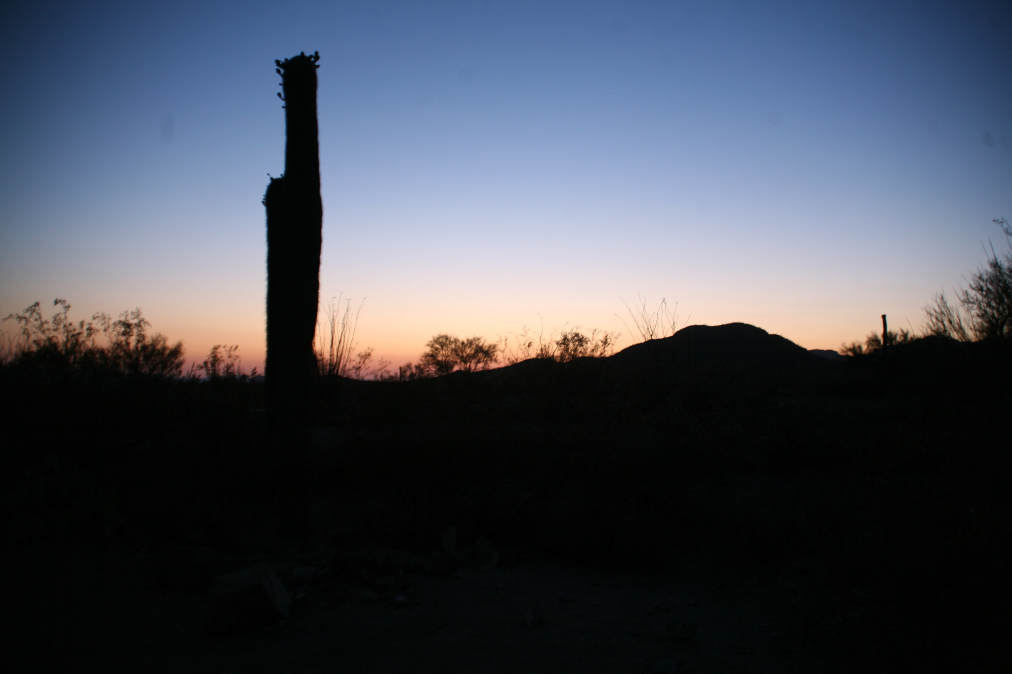 Canon EOS 5D + Canon EF 28-200mm F3.5-5.6 USM sample photo. Desert hiking photography