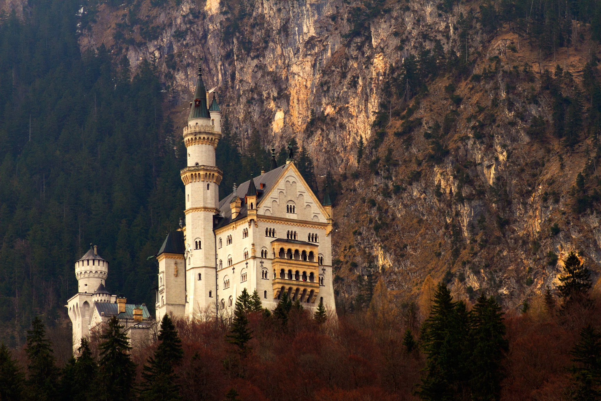 Canon EF 75-300mm f/4-5.6 USM sample photo. Neuschwanstein castle photography