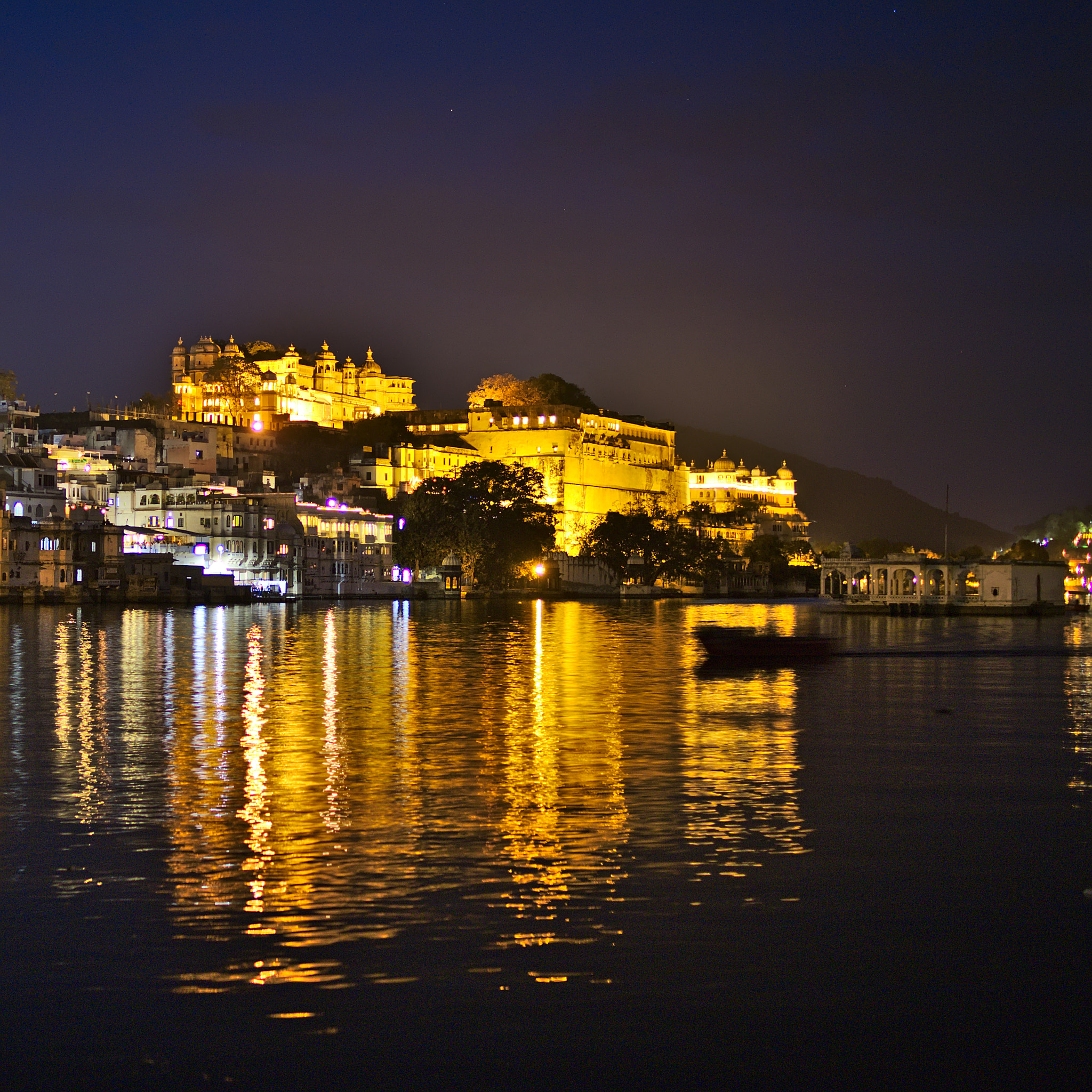 Sigma 30mm F1.4 EX DC HSM sample photo. Udapiur by night. photography