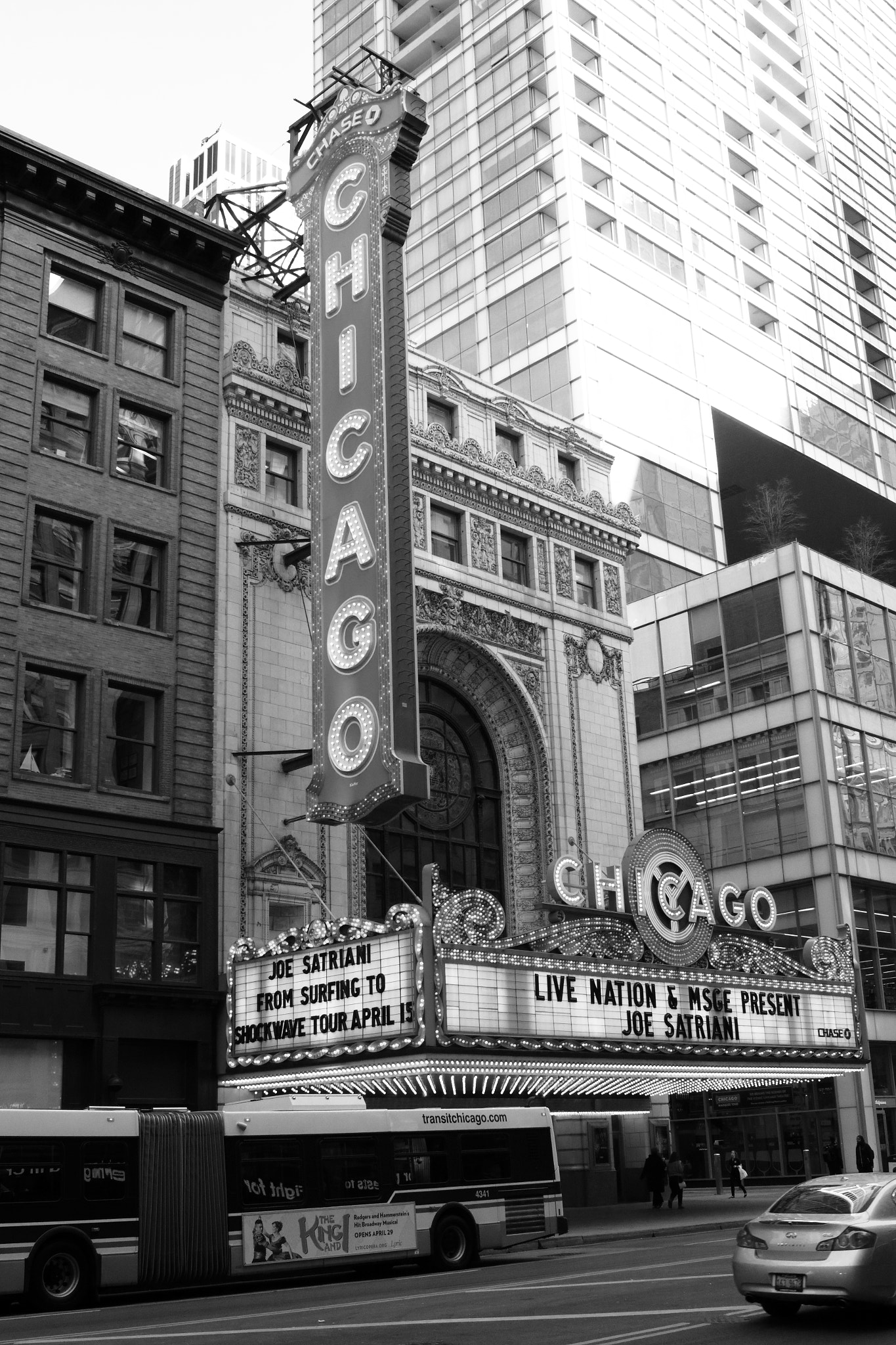 Canon EF-S 24mm F2.8 STM sample photo. Chicago theatre photography