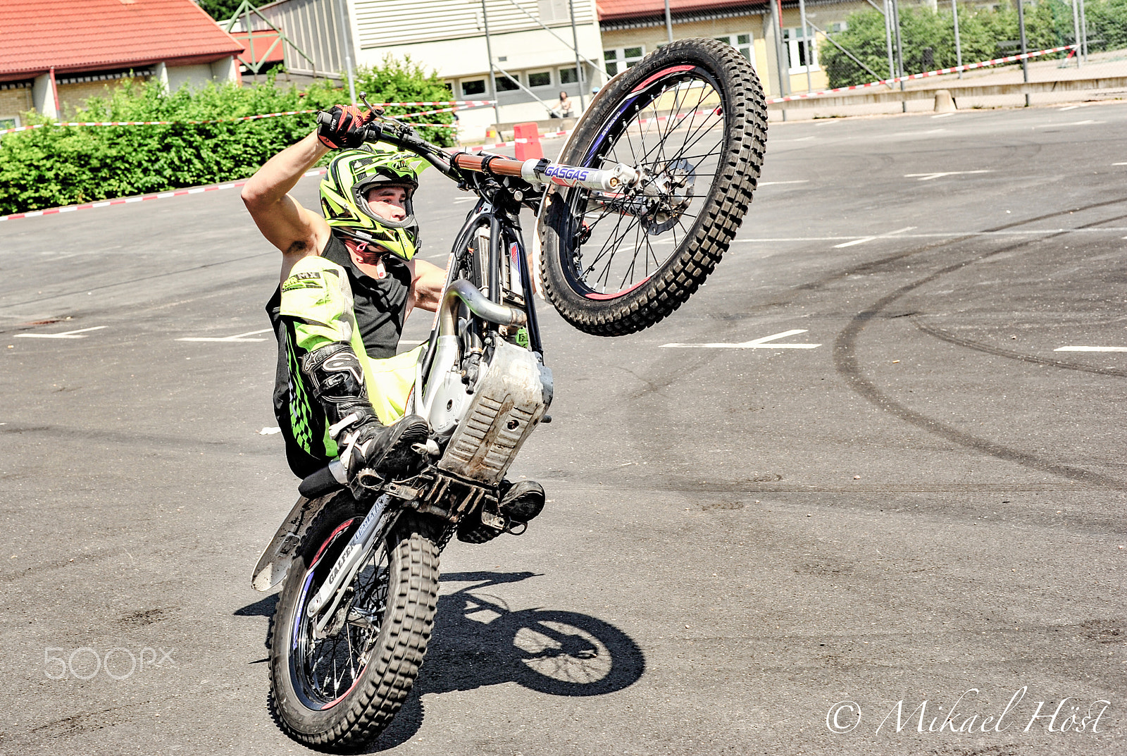 Nikon D3S + Nikon AF Nikkor 50mm F1.8D sample photo. Wheelie with trial photography