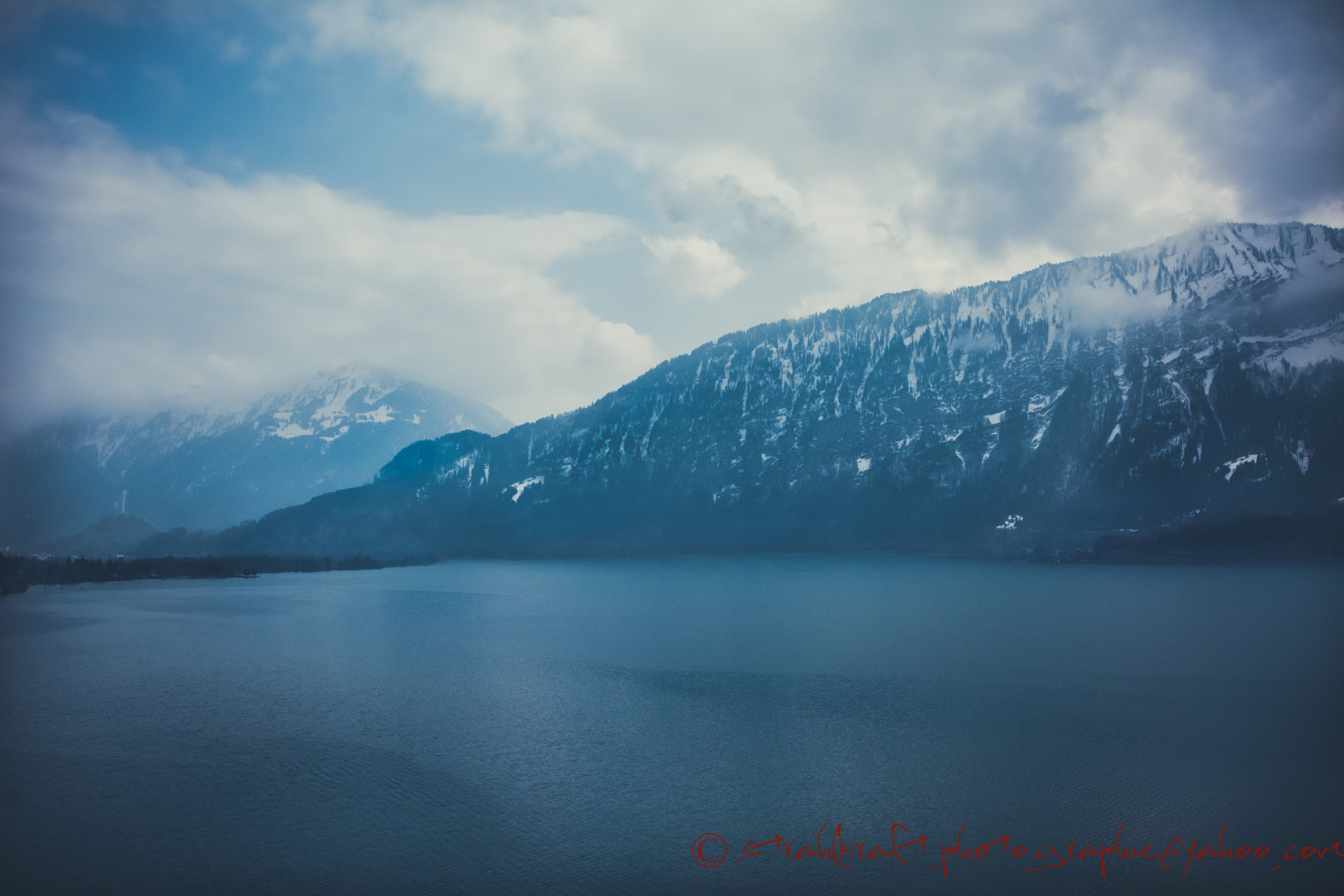 Nikon D7100 + Nikon AF-S Nikkor 20mm F1.8G ED sample photo. Swiss mountains photography