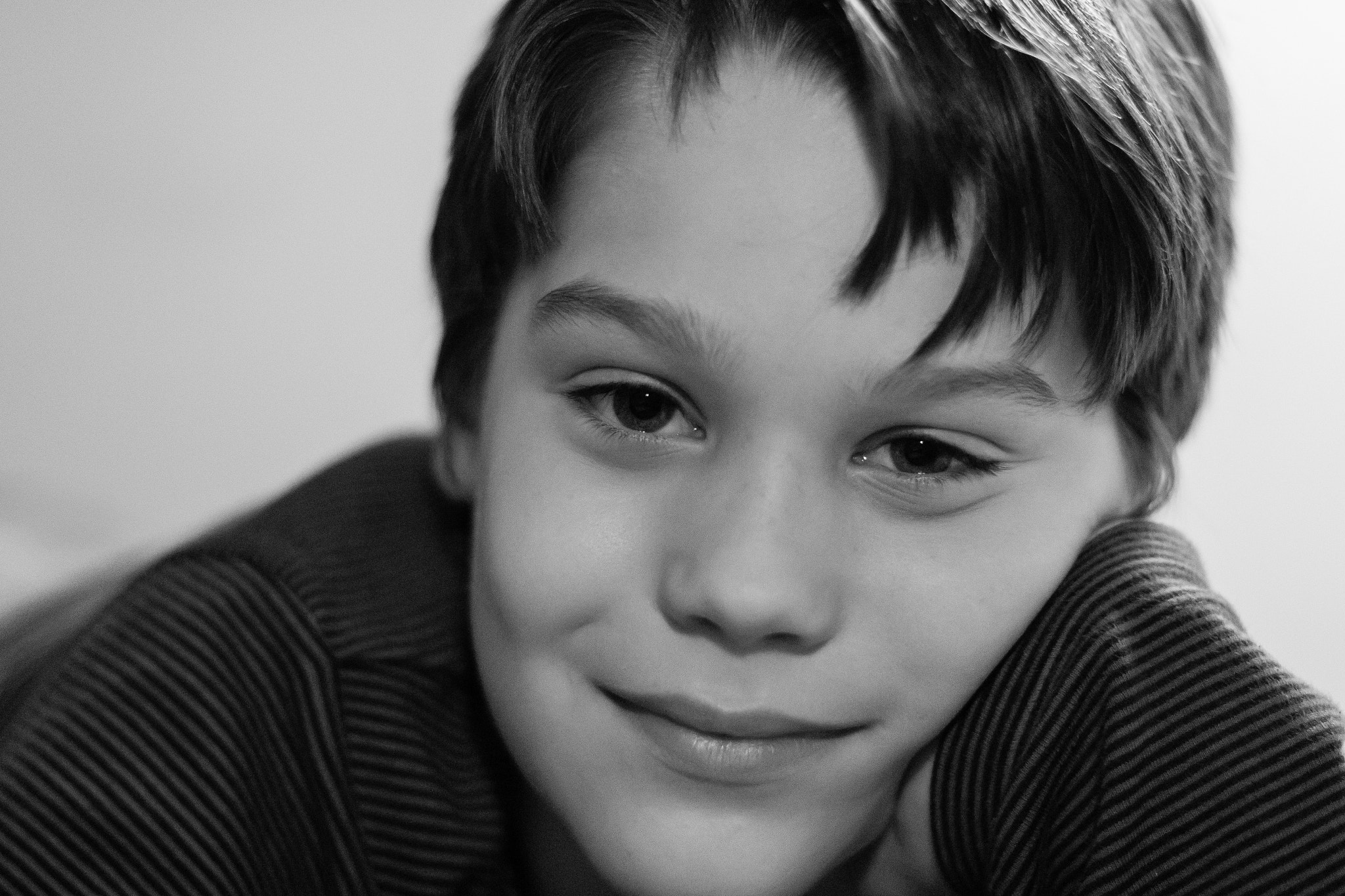 Canon EF 50mm F1.4 USM sample photo. Boy photography