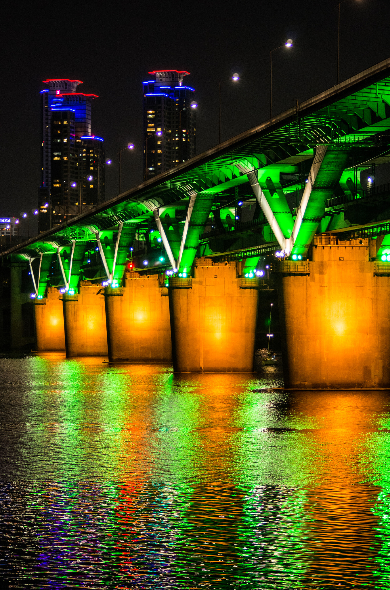HD Pentax DA 55-300mm F4.0-5.8 ED WR sample photo. Chungdam bridge, seoul photography
