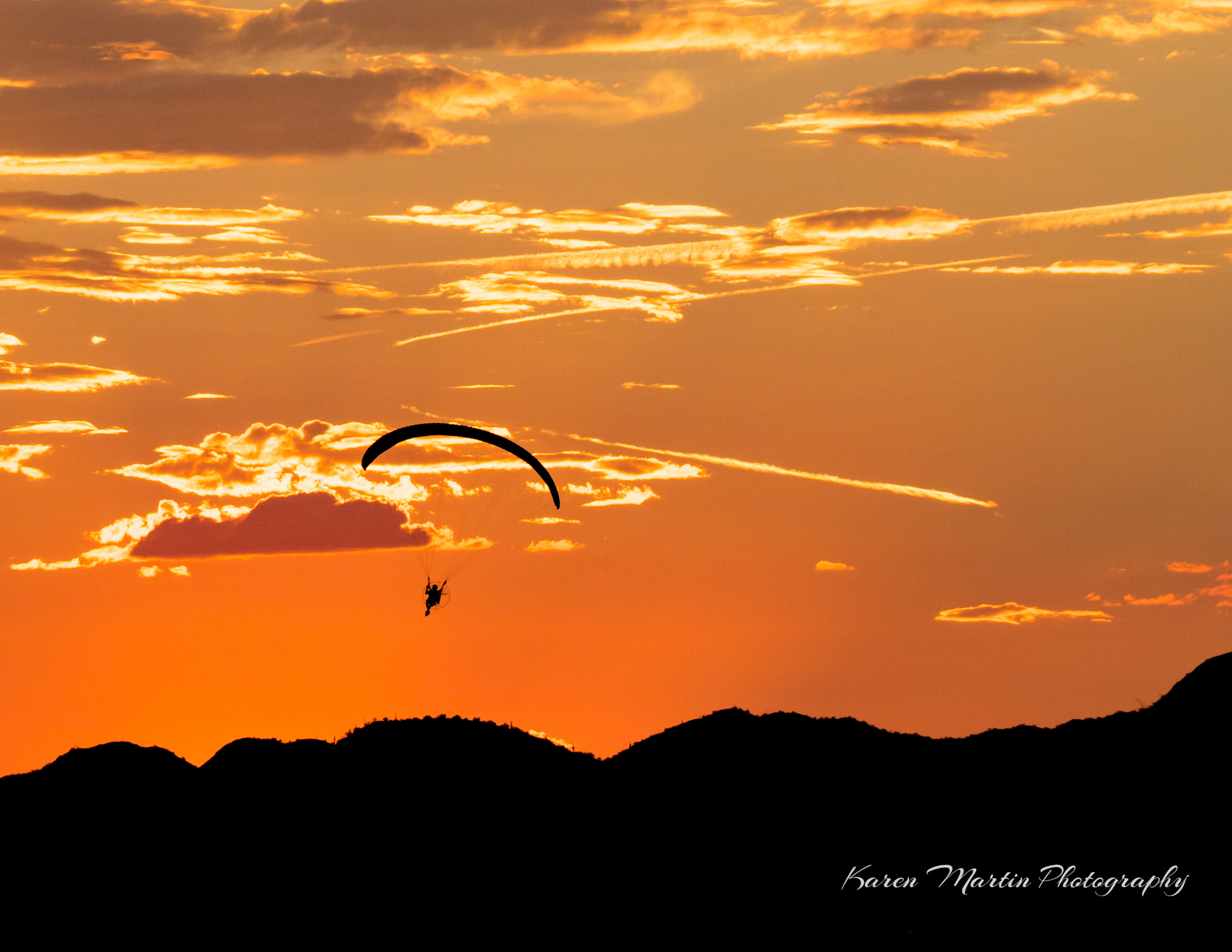 Olympus OM-D E-M5 II sample photo. Ultralight at last light photography