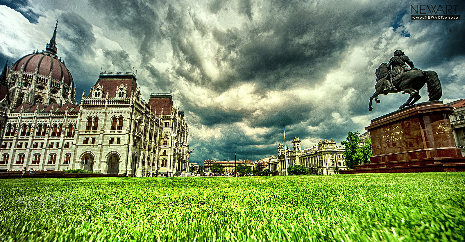 Canon EOS-1Ds Mark II sample photo. Parlament photography