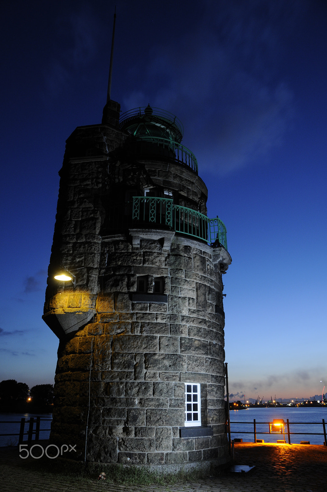 Nikon D300S sample photo. Midnight twilight at the mäuseturm, bremen photography
