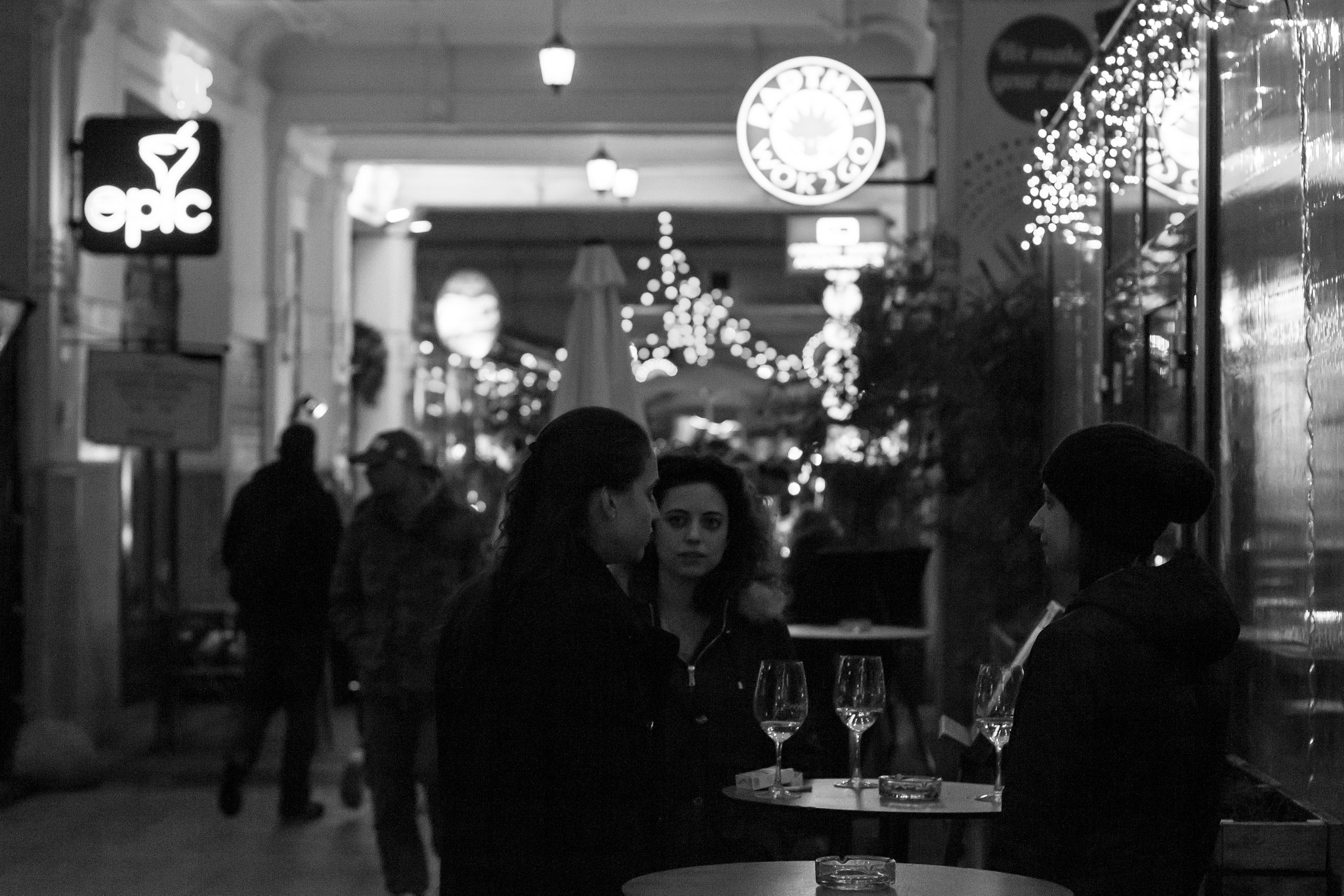 Canon EOS 600D (Rebel EOS T3i / EOS Kiss X5) + Canon EF 50mm F1.4 USM sample photo. Budapest photography
