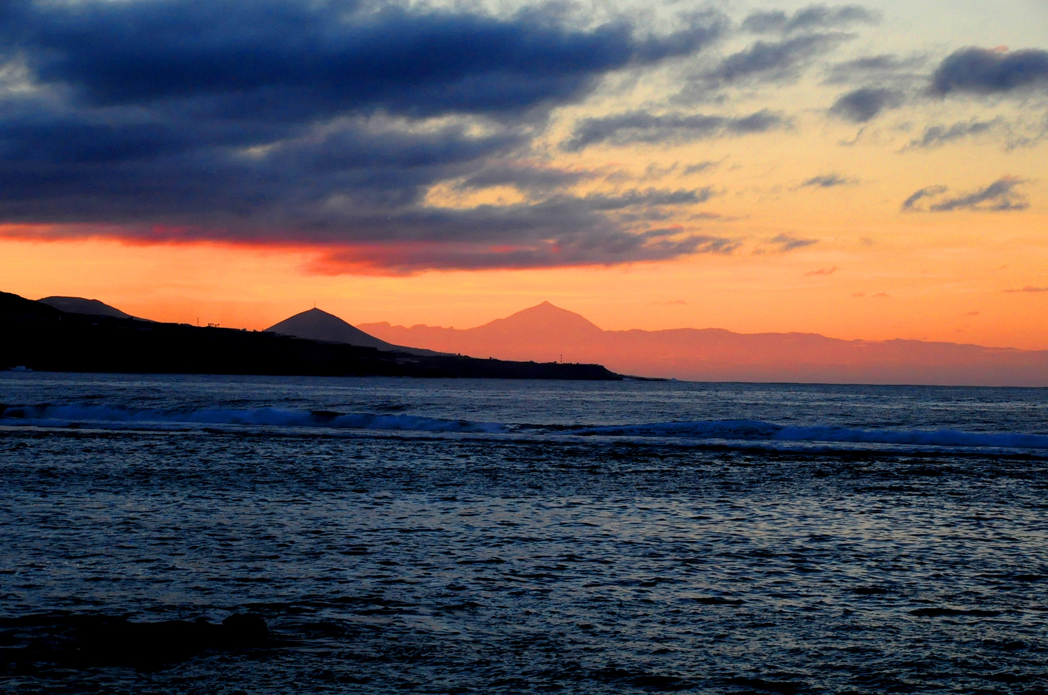 Nikon D90 + Sigma 18-200mm F3.5-6.3 DC sample photo. Tenerife photography
