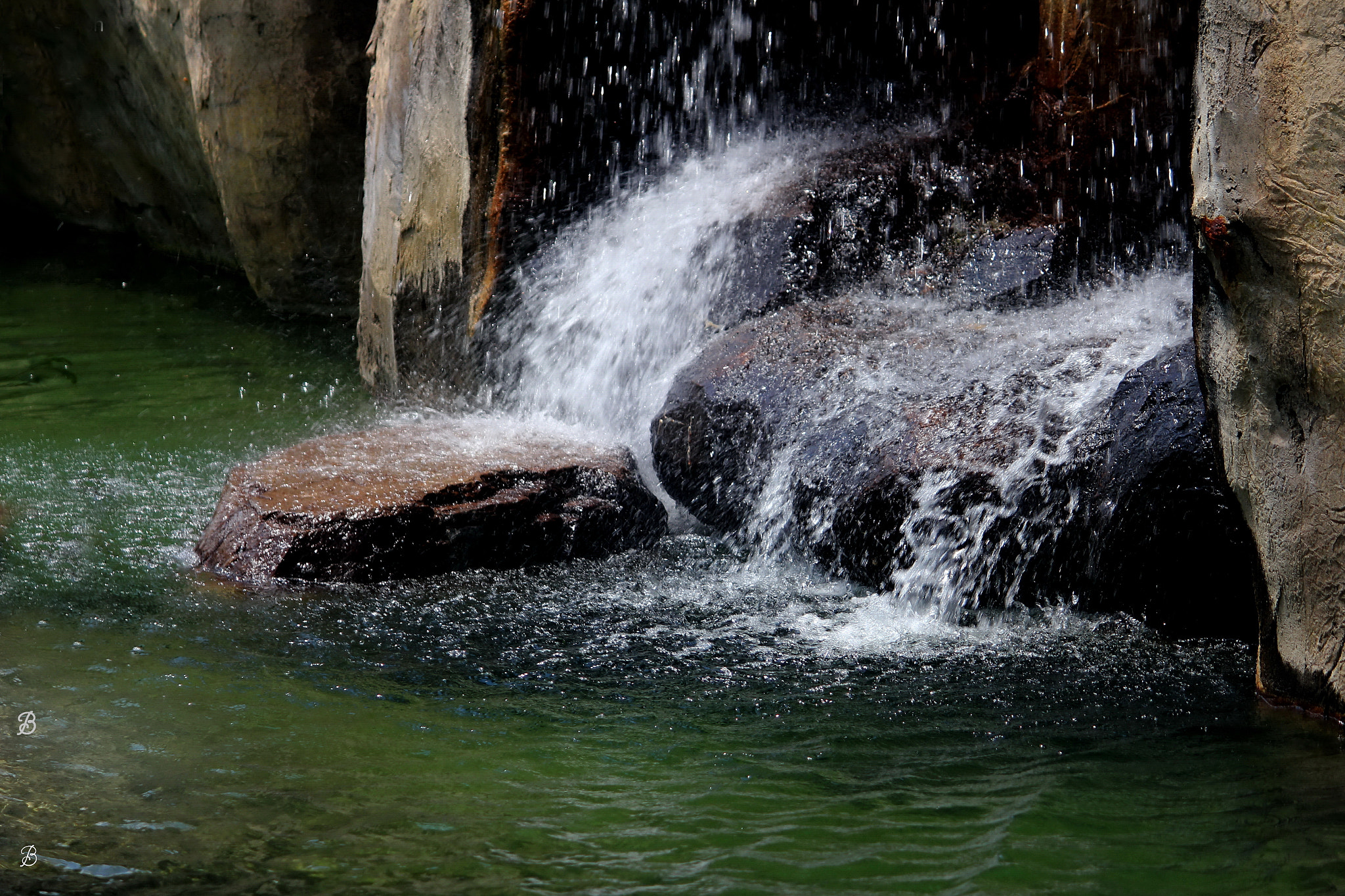 Canon EOS 550D (EOS Rebel T2i / EOS Kiss X4) sample photo. A waterfall dream photography