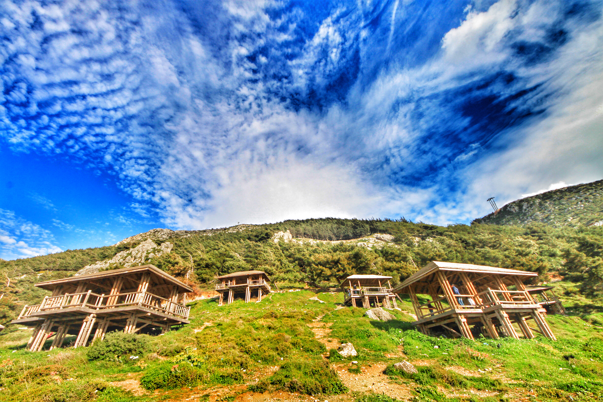 Sigma 8-16mm F4.5-5.6 DC HSM sample photo. Mountain houses photography