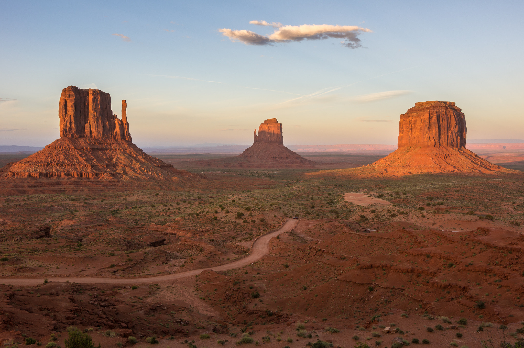 Sony SLT-A55 (SLT-A55V) + Sigma 18-35mm F1.8 DC HSM Art sample photo. Monument valley photography