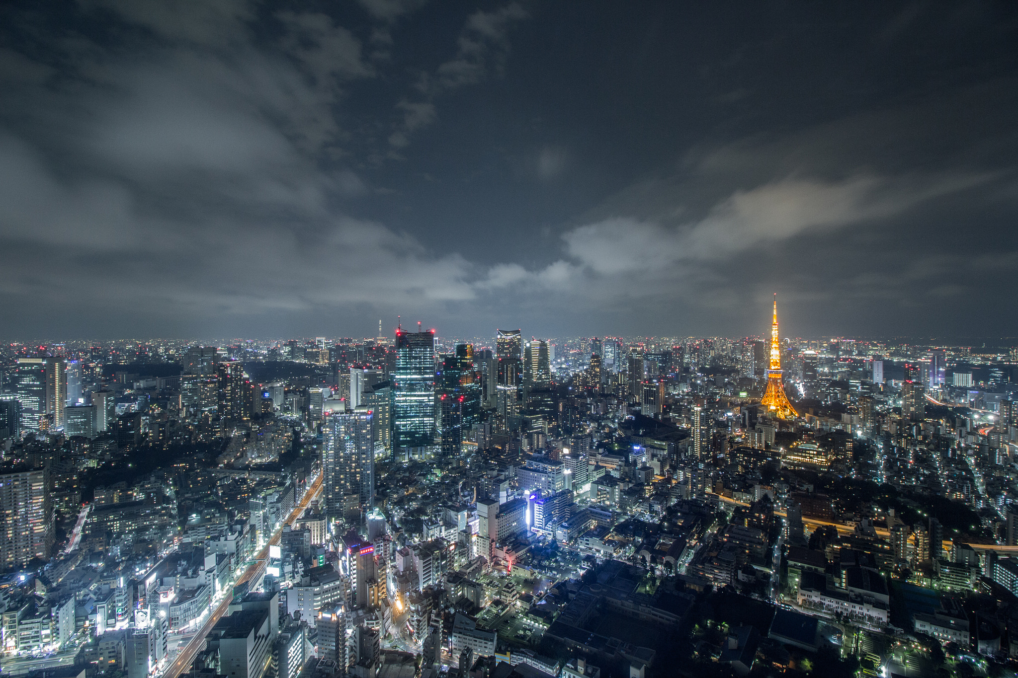 Canon EF-S 10-18mm F4.5–5.6 IS STM sample photo. Tokyo night photography