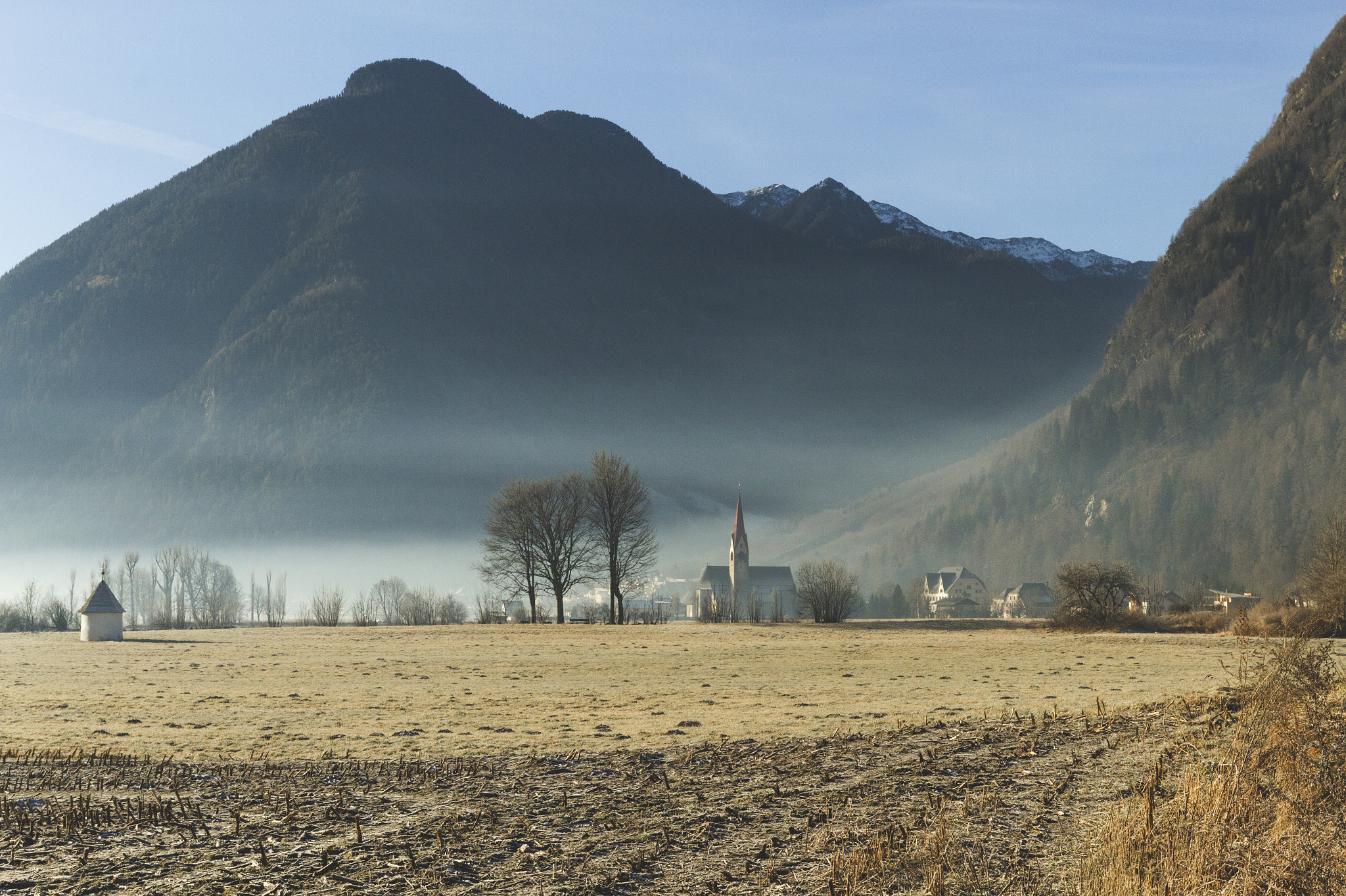 Canon EOS 7D + Canon EF 16-35mm F4L IS USM sample photo. Anterselva di sotto  photography