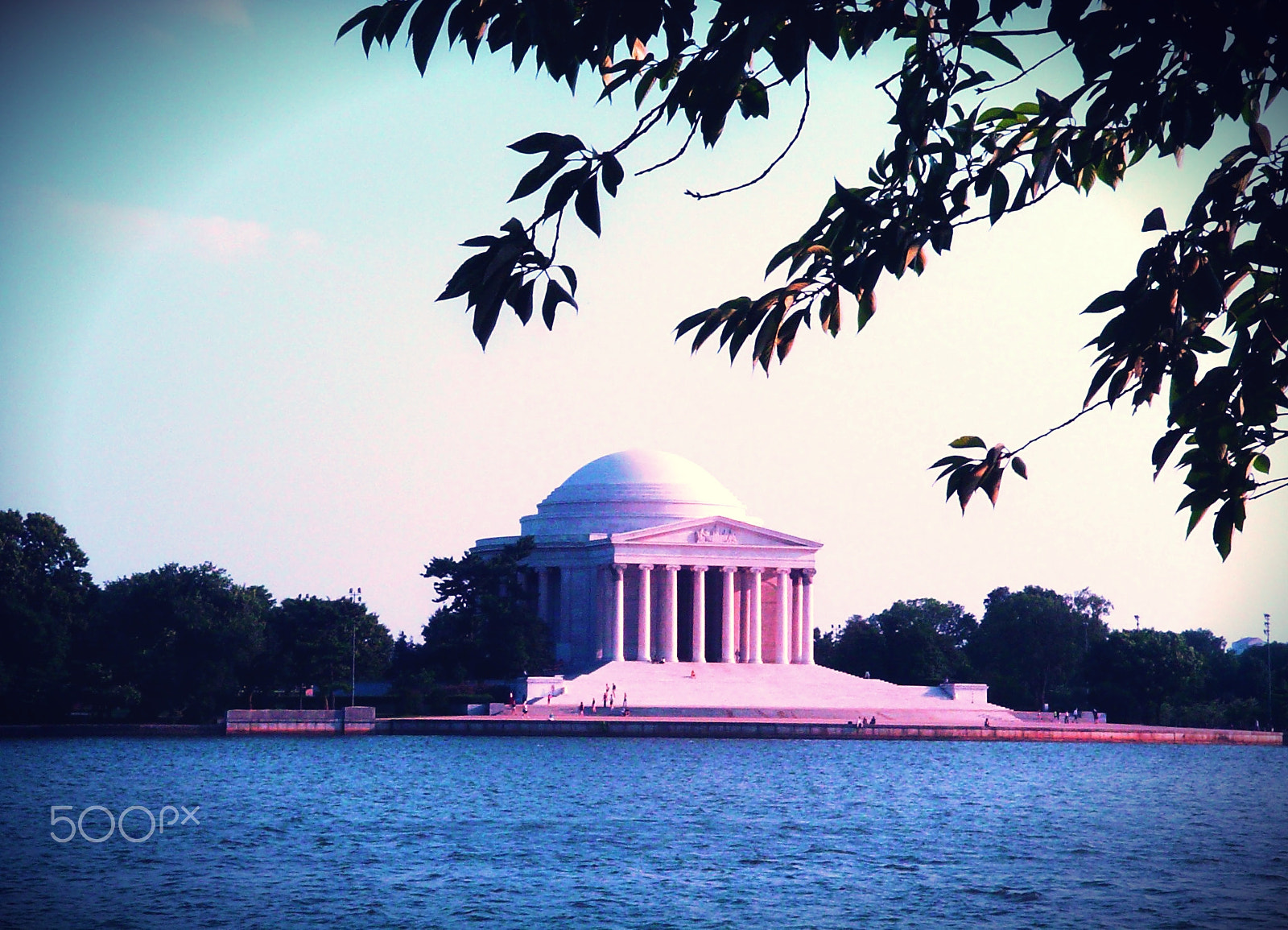 Sony DSC-P52 sample photo. The jefferson memorial photography