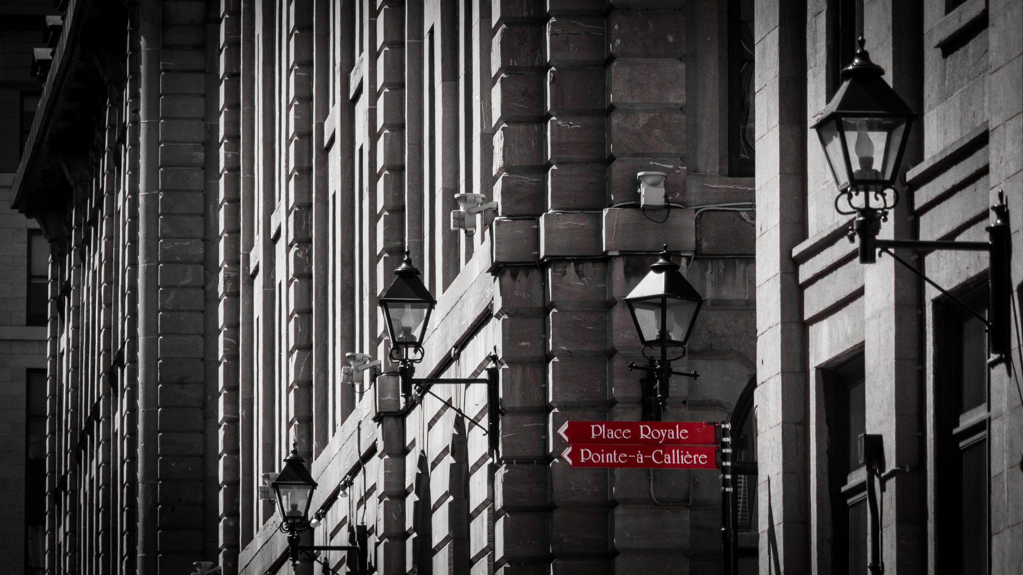 Canon EF 75-300mm F4.0-5.6 IS USM sample photo. Old montreal photography