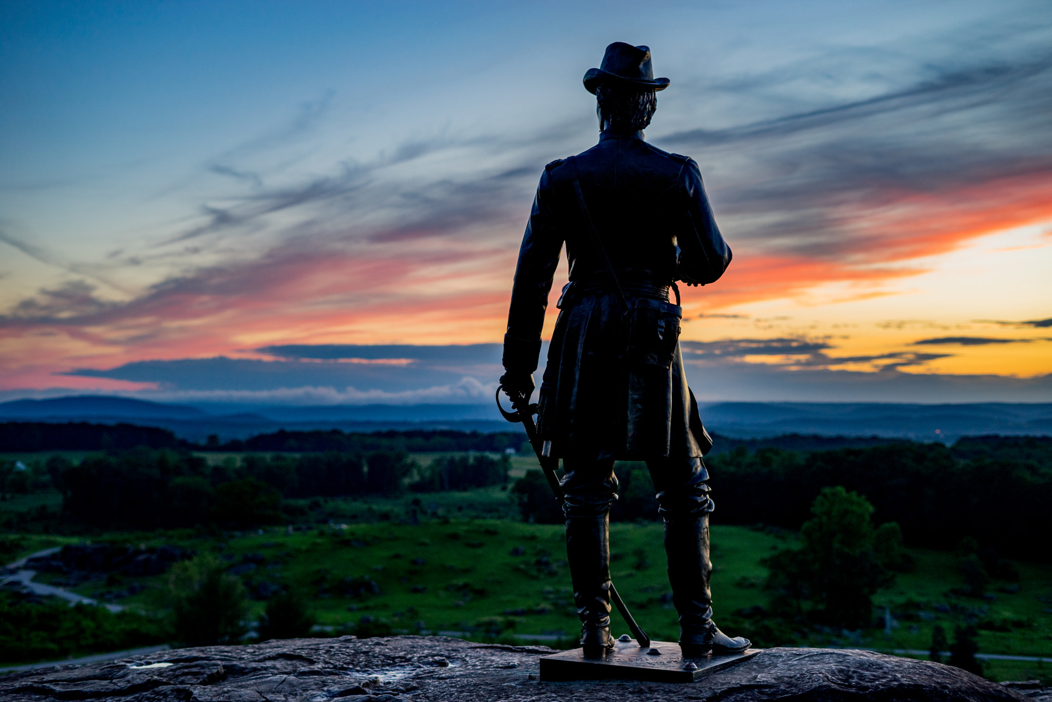 Sony a7R + Sony FE 50mm F1.8 sample photo. Round top sunset photography