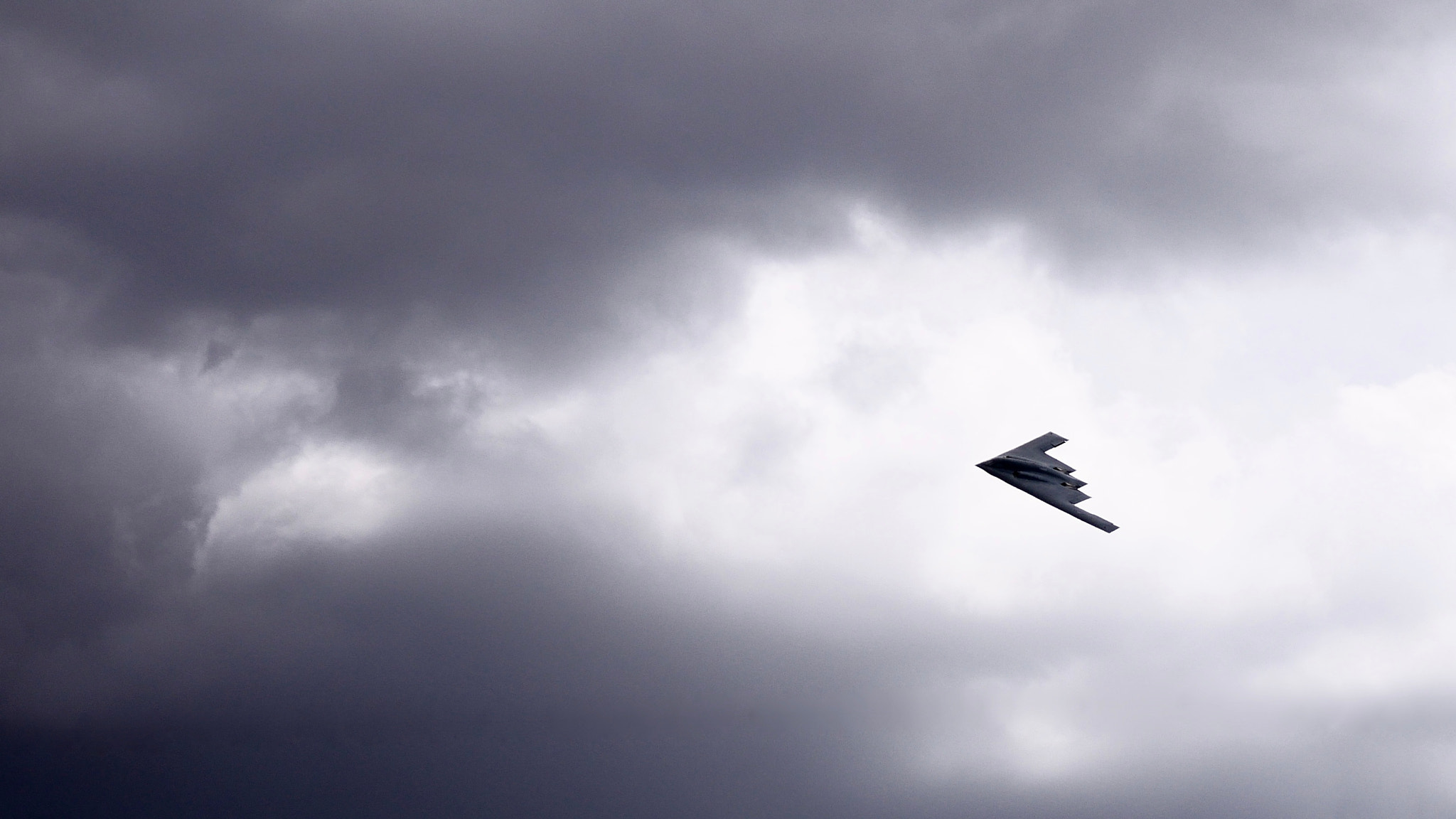 Panasonic Lumix G Vario 45-200mm F4-5.6 OIS sample photo. Fly by photography
