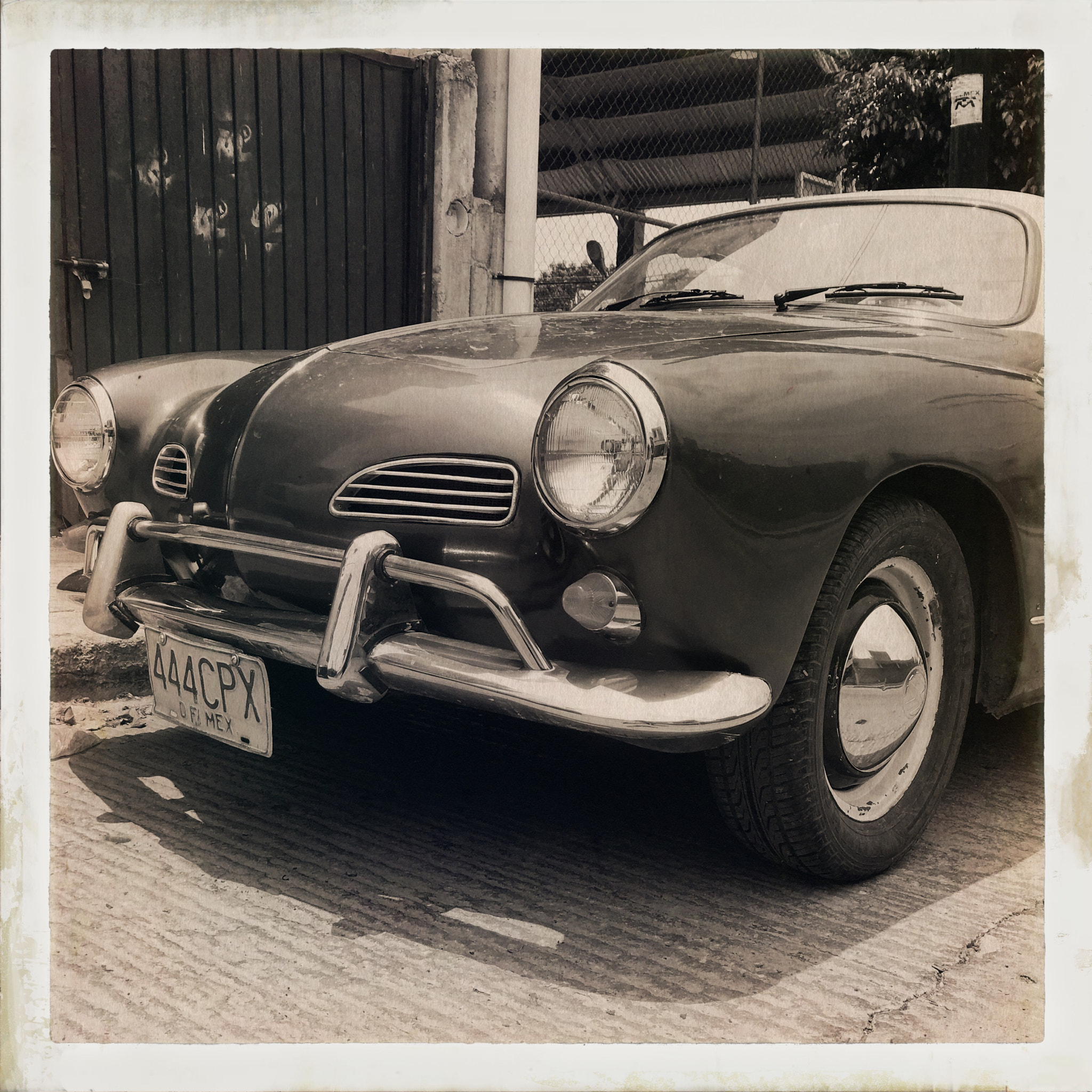 Hipstamatic 313 sample photo. Regresar al pasado photography