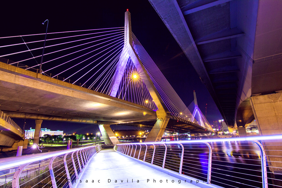 Canon EOS 550D (EOS Rebel T2i / EOS Kiss X4) sample photo. Zakim vortex photography