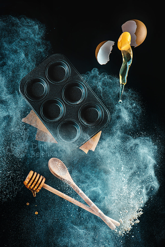 Kitchen mess: honey muffins by Dina Belenko on 500px.com