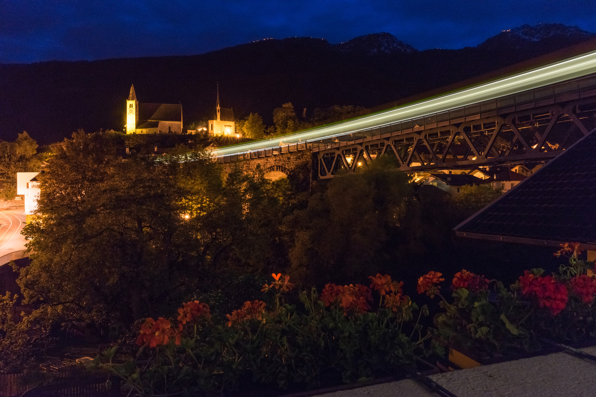 Sony a7 + ZEISS Batis 25mm F2 sample photo. Herz-jesu-nacht in göflan photography
