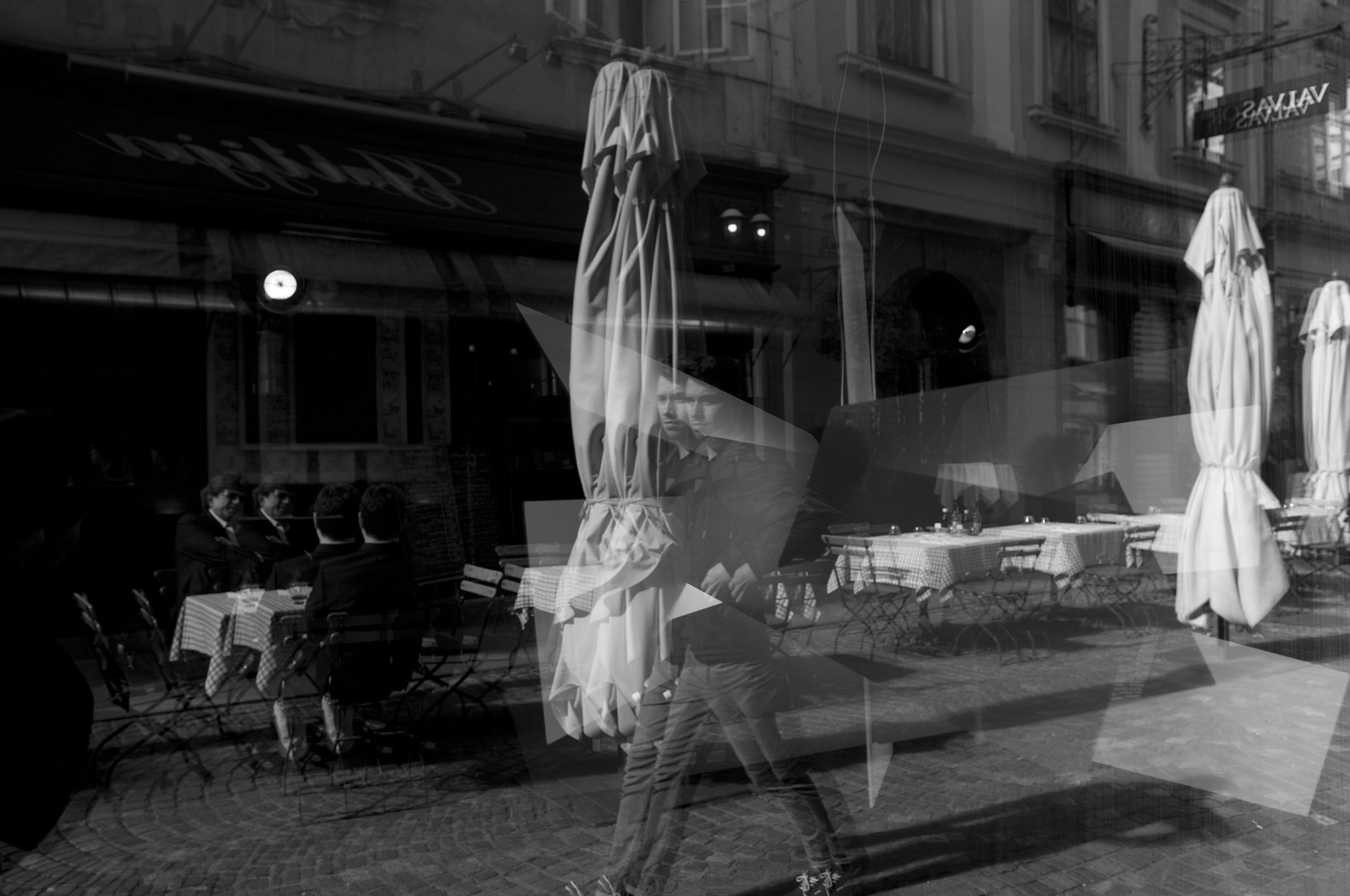Nikon D300S + Sigma 18-35mm F1.8 DC HSM Art sample photo. Street reflection 3 photography