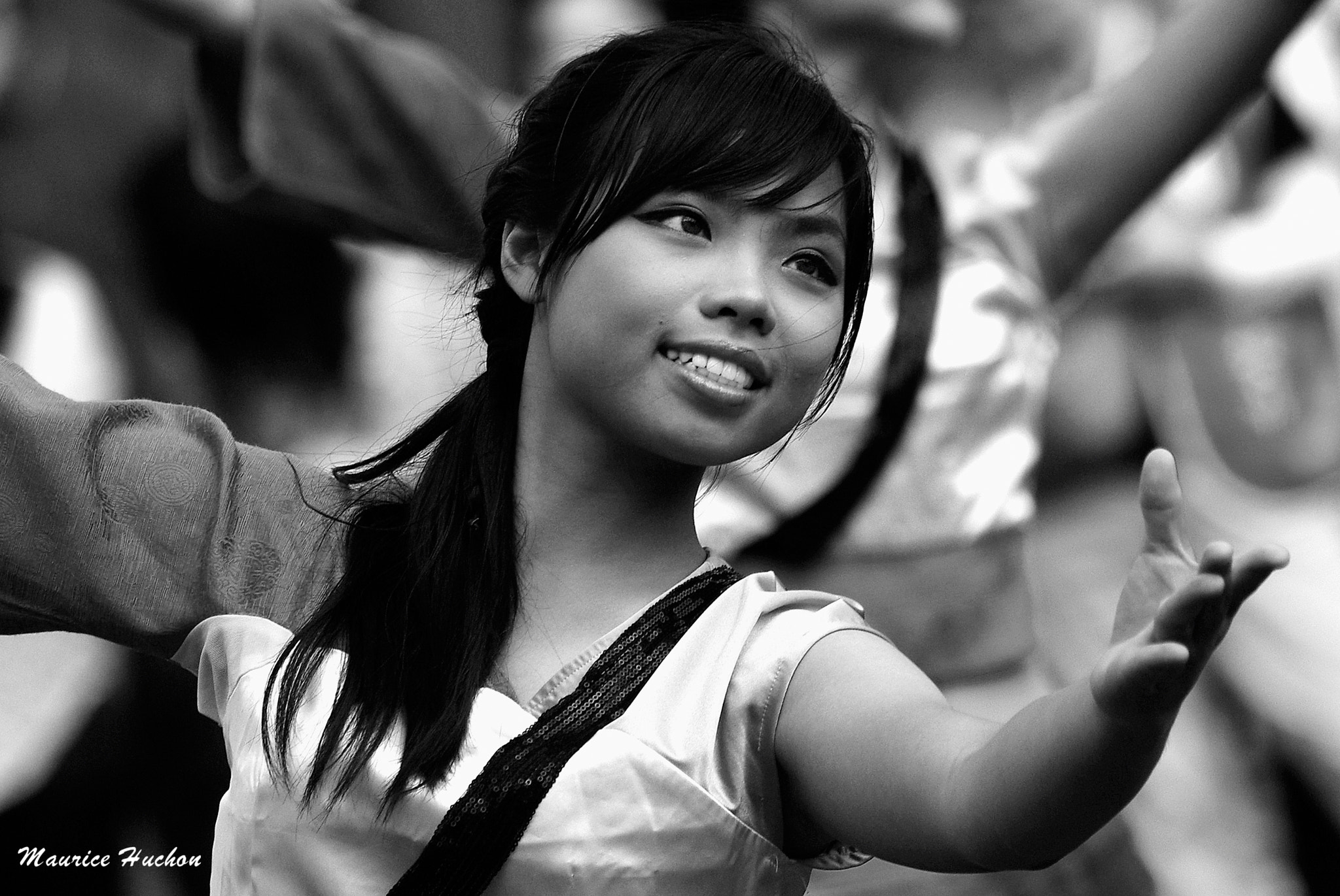 Tamron AF 70-300mm F4-5.6 Di LD Macro sample photo. Danseuse thailandaise photography