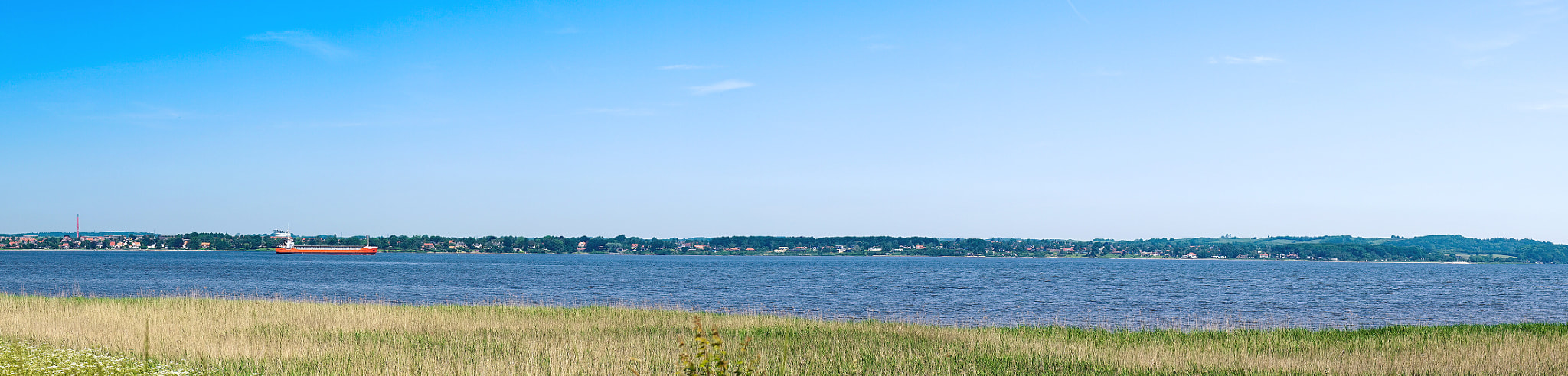 Sony a7R + Minolta AF 50mm F1.4 [New] sample photo. Panorama landscape with a ship photography