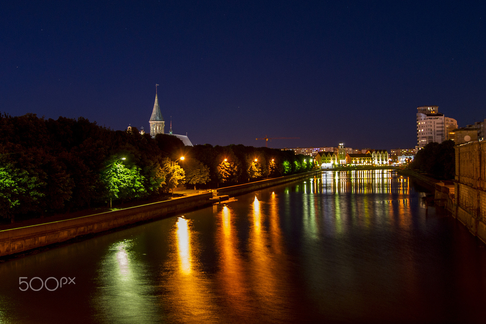 Sony Alpha DSLR-A450 + Sony DT 18-55mm F3.5-5.6 SAM sample photo. Night kaliningrad photography