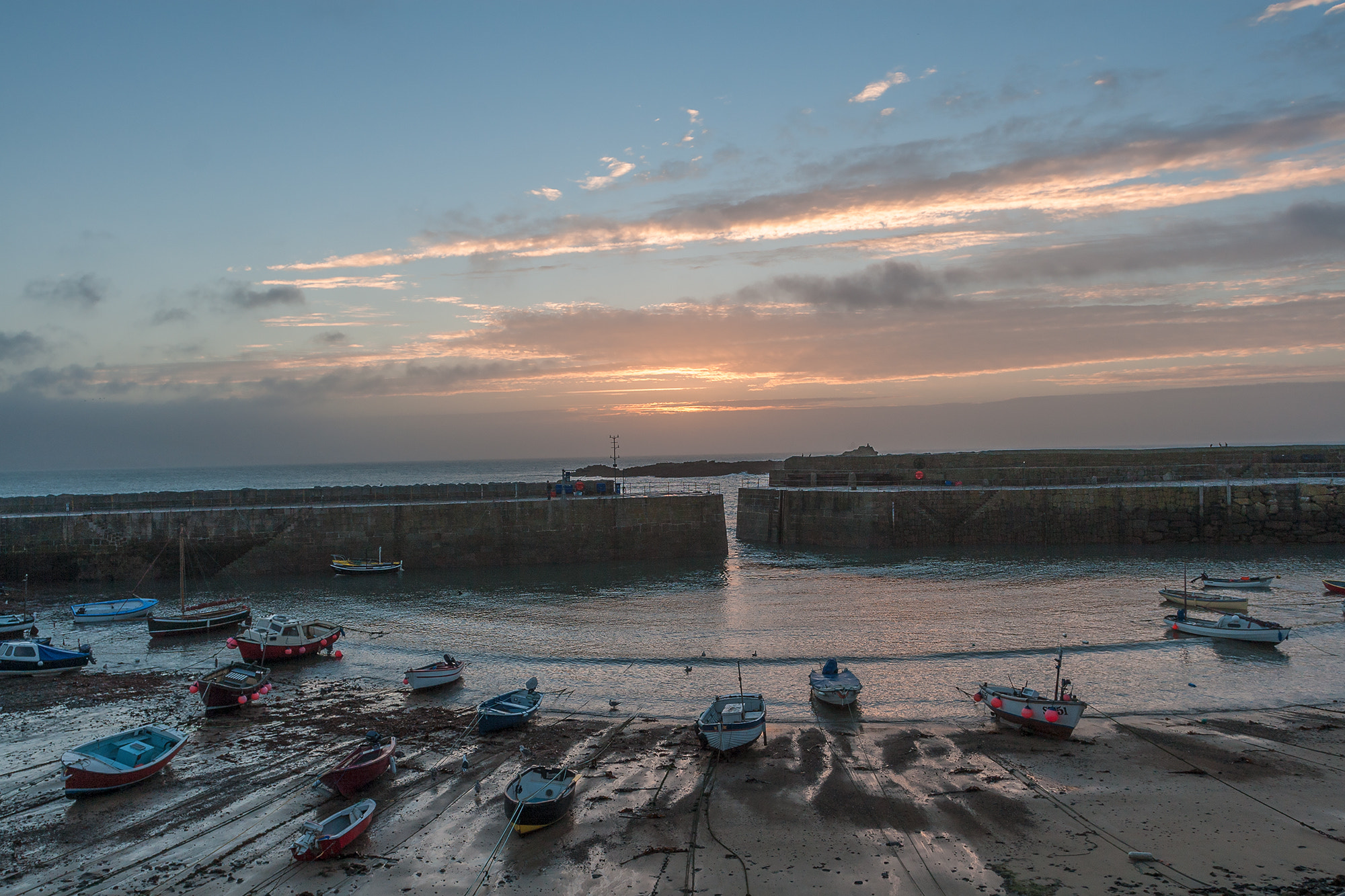 Canon EOS 30D + Canon EF 17-40mm F4L USM sample photo. Sunrise from mousehole harbour photography
