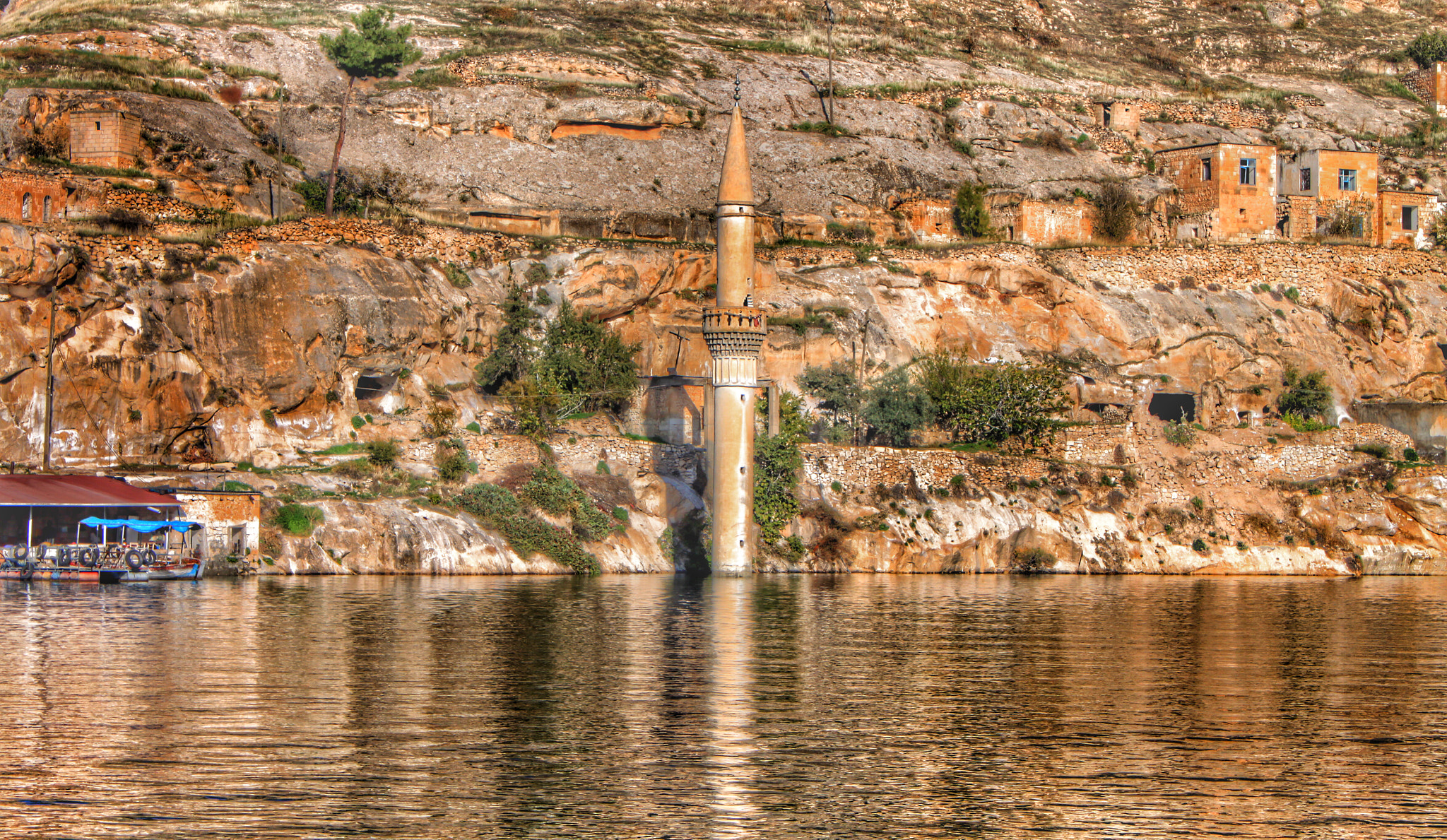 Canon EOS 500D (EOS Rebel T1i / EOS Kiss X3) + Canon EF-S 18-55mm F3.5-5.6 IS sample photo. Minaret under water / halfeti Şanlıurfa turkey /türkiye photography