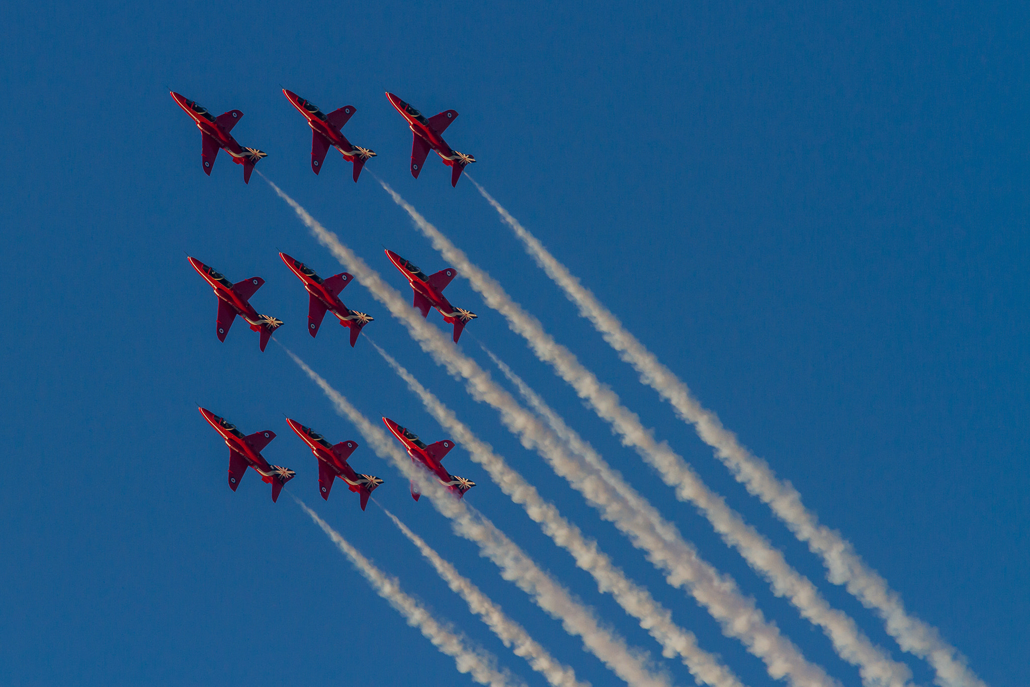 Canon EF 70-200mm F4L IS USM sample photo. Red arrows 4 photography