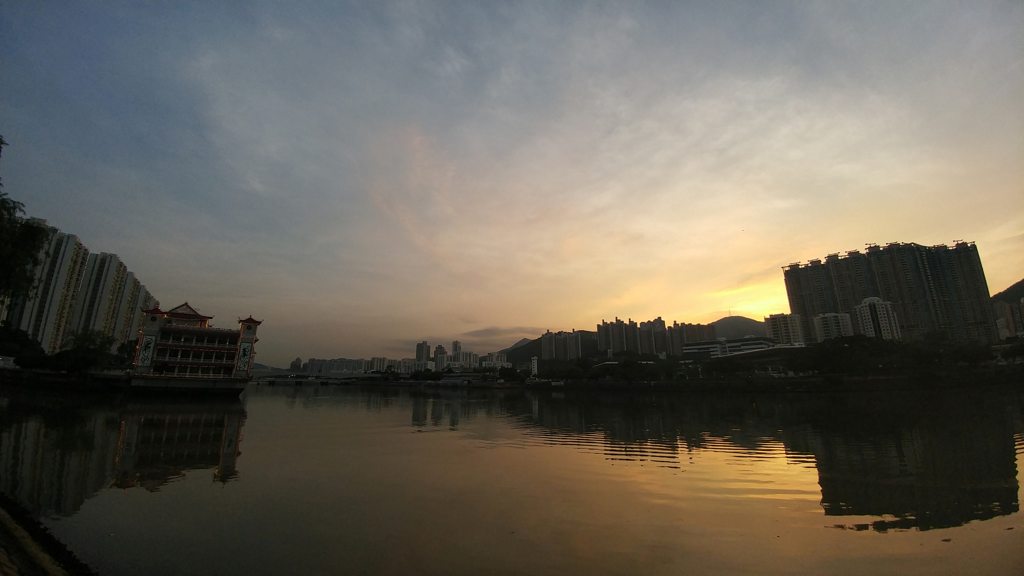 LG H860N sample photo. Evening after rain photography