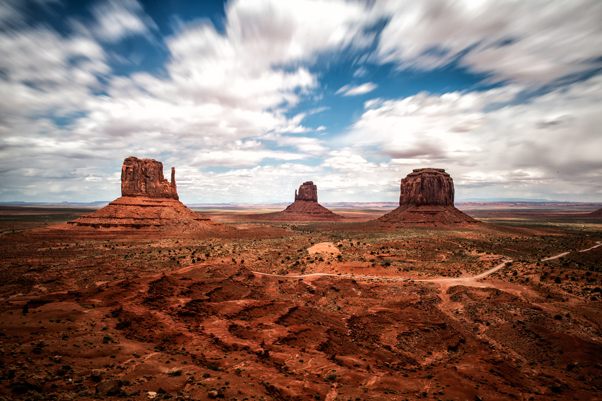 Nikon AF-S Nikkor 24mm F1.4G ED sample photo. Monument valley photography