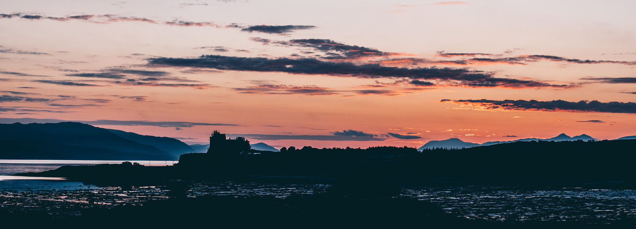 Tamron AF 70-300mm F4-5.6 Di LD Macro sample photo. Sunrise over duart castle (2) photography