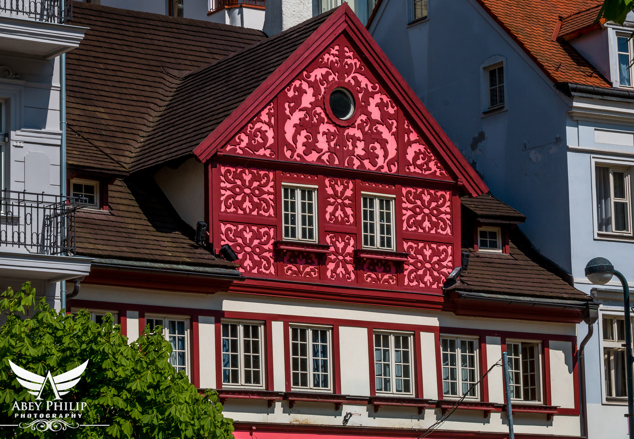 Canon EF 28-300mm F3.5-5.6L IS USM sample photo. Architecture_karlovy vary photography