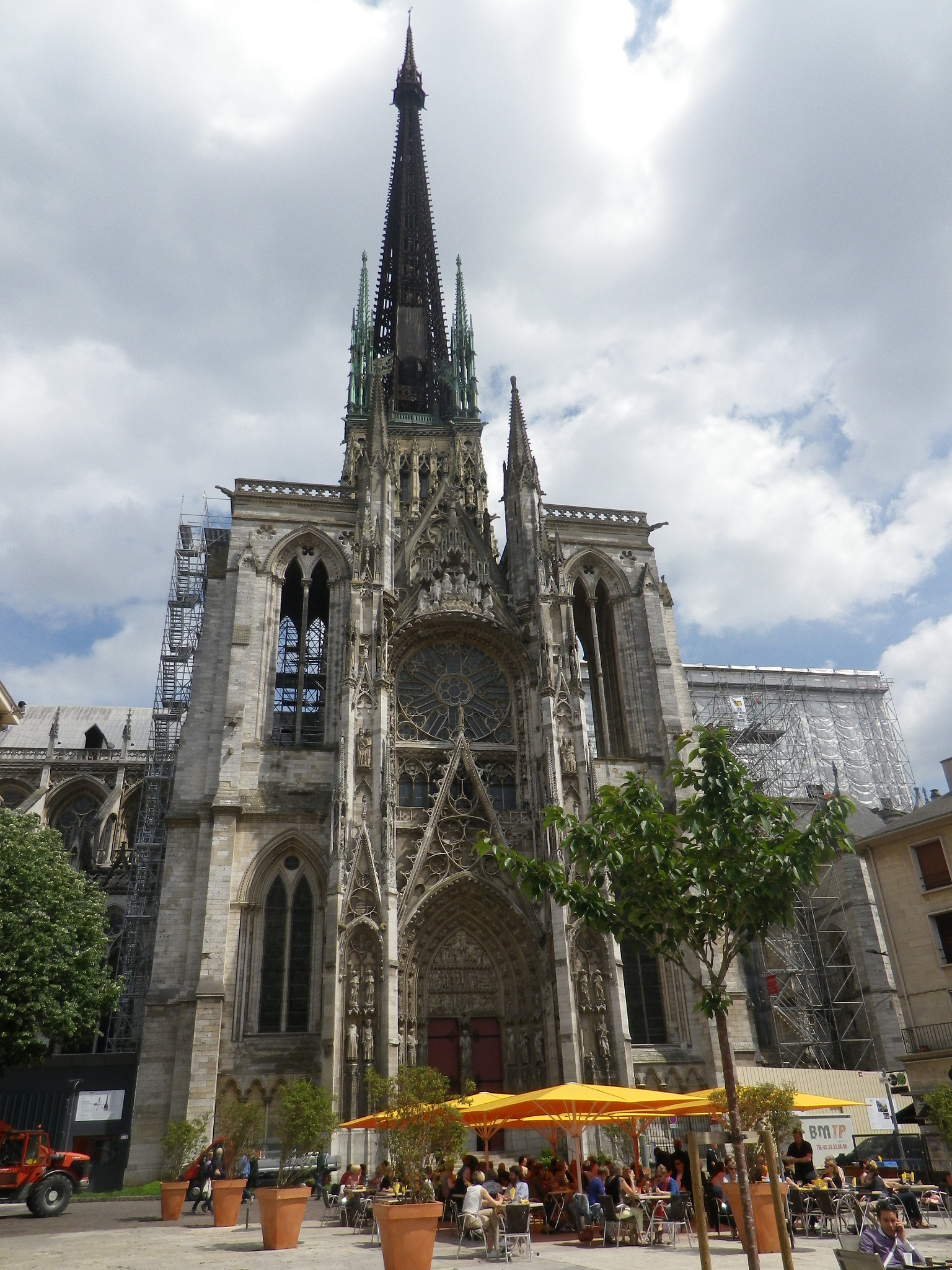 Pentax Optio RZ18 sample photo. Cathédrale notre dame de rouen photography