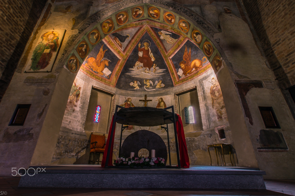 Sony SLT-A57 sample photo. Milan church photography